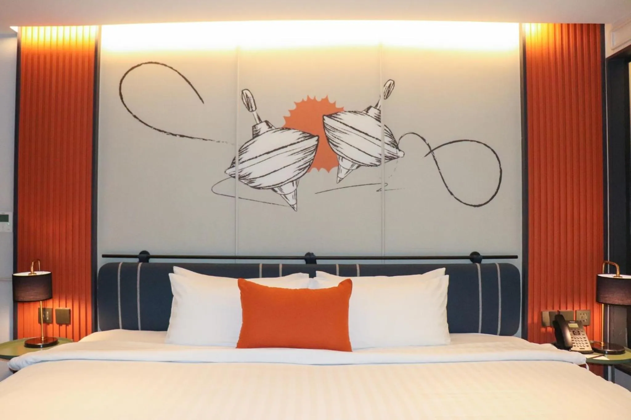 Bed in The Quart Ruamrudee by UHG