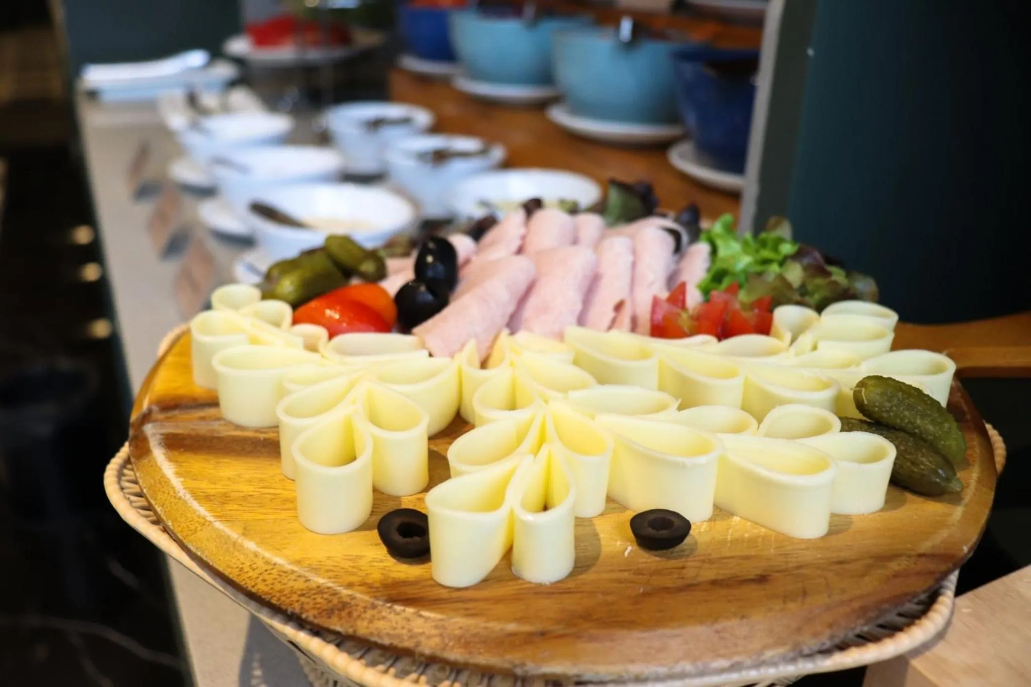 The Quart Ruamrudee by UHG