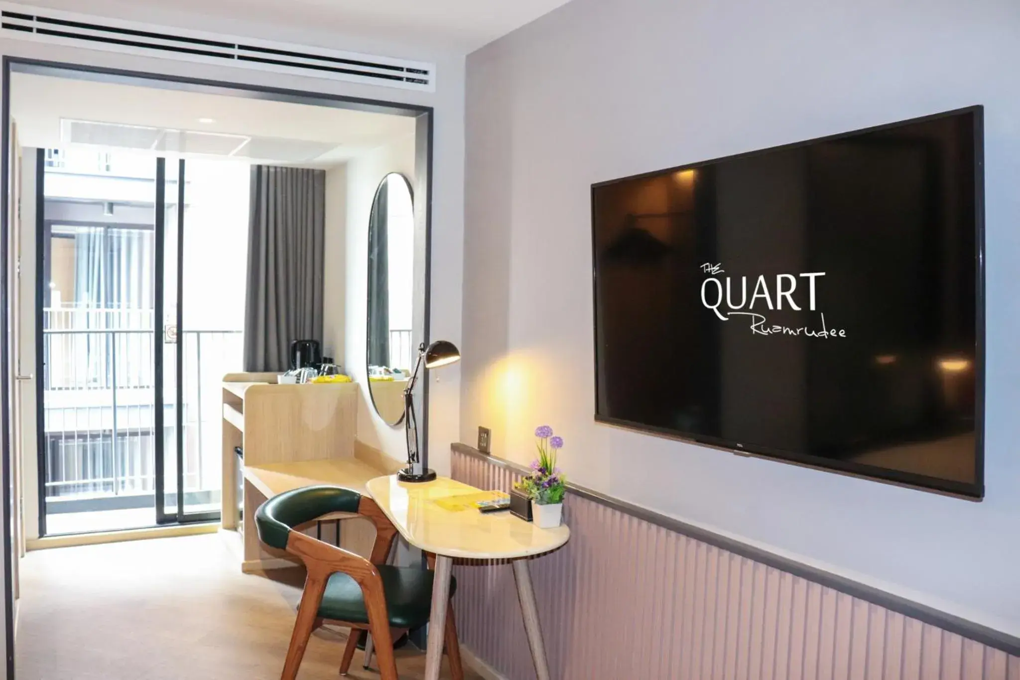 Standard Twin Room in The Quart Ruamrudee by UHG Standard Twin Room in The Quart Ruamrudee by UHG