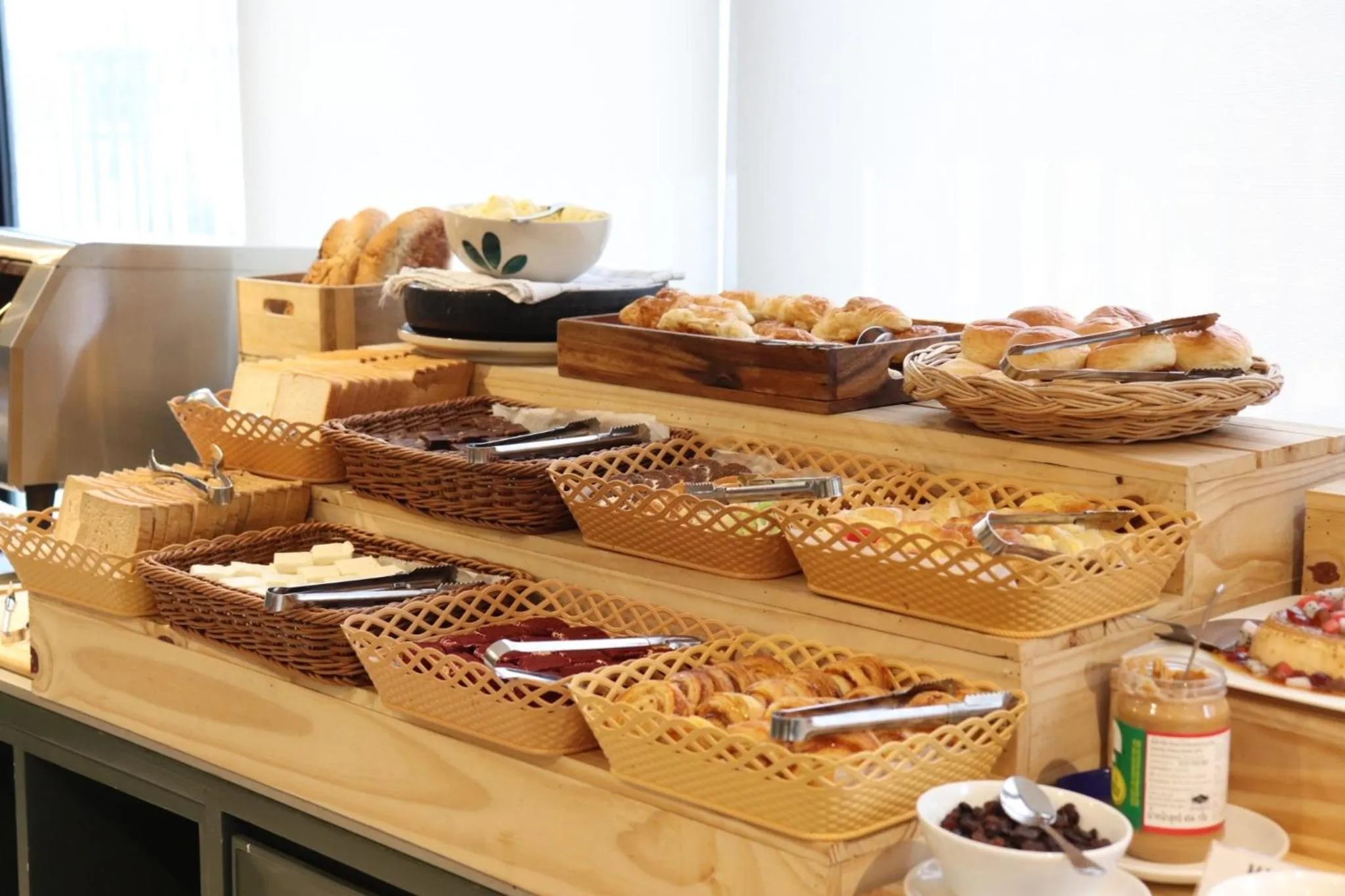 The Quart Ruamrudee by UHG