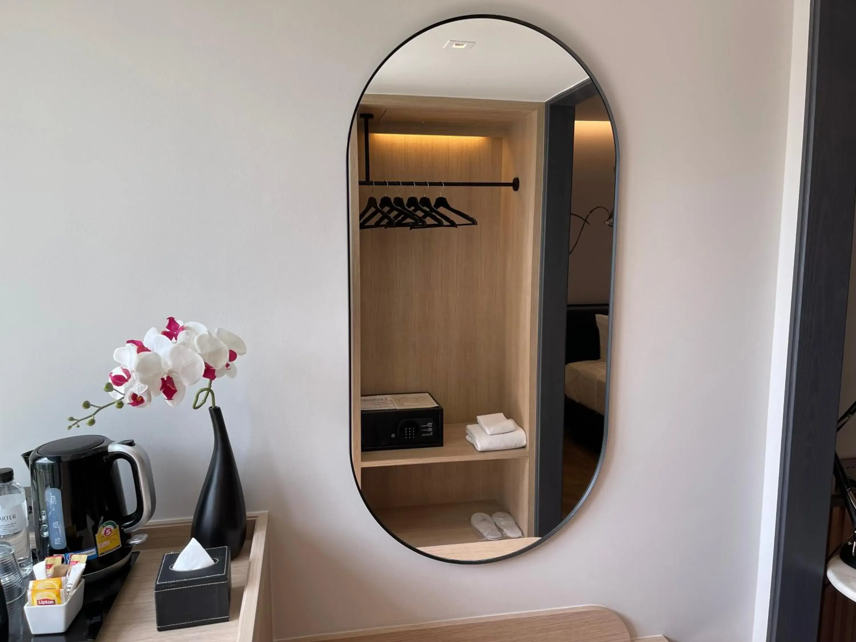 Superior King Room in The Quart Ruamrudee by UHG Superior King Room in The Quart Ruamrudee by UHG