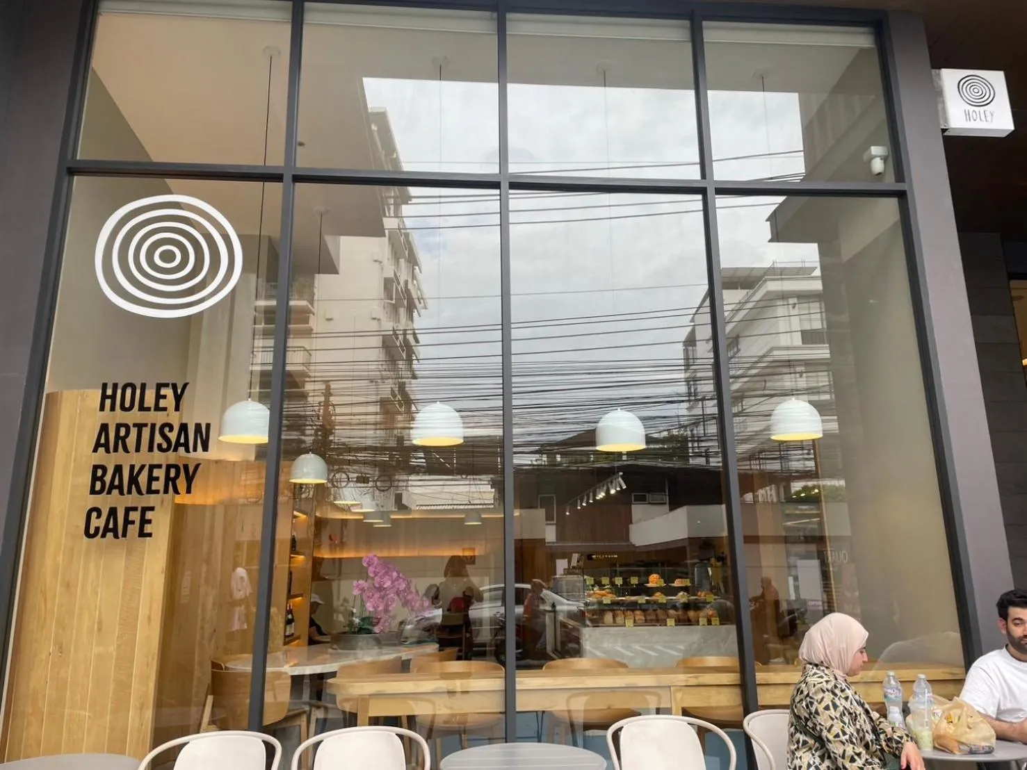 The Quart Ruamrudee by UHG