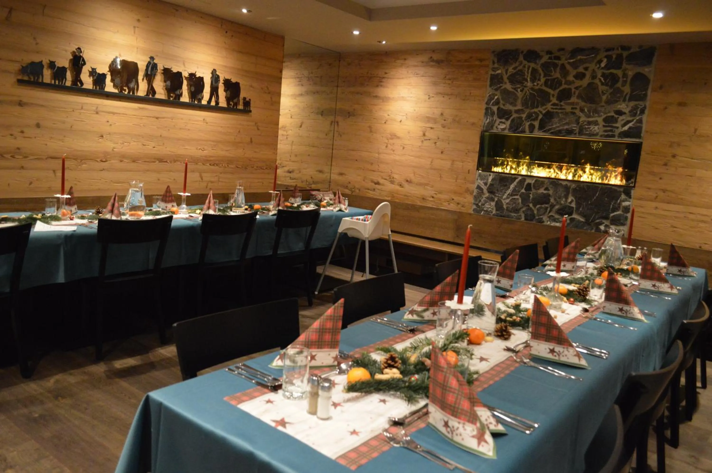 Restaurant/places to eat in Hotel Edelweiss