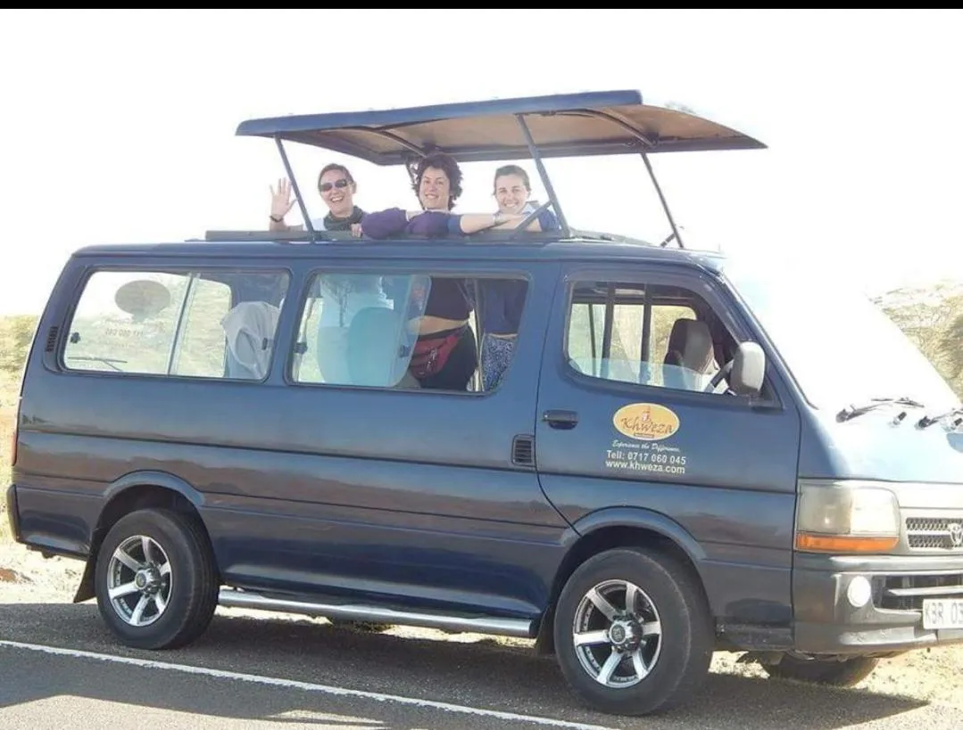 People in Khweza Bed and Breakfast