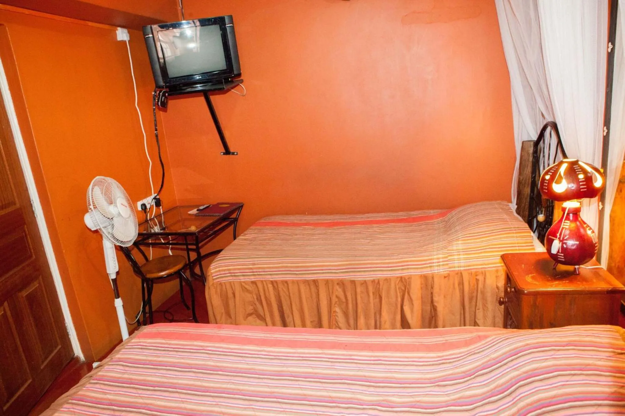 Bed in Khweza Bed and Breakfast