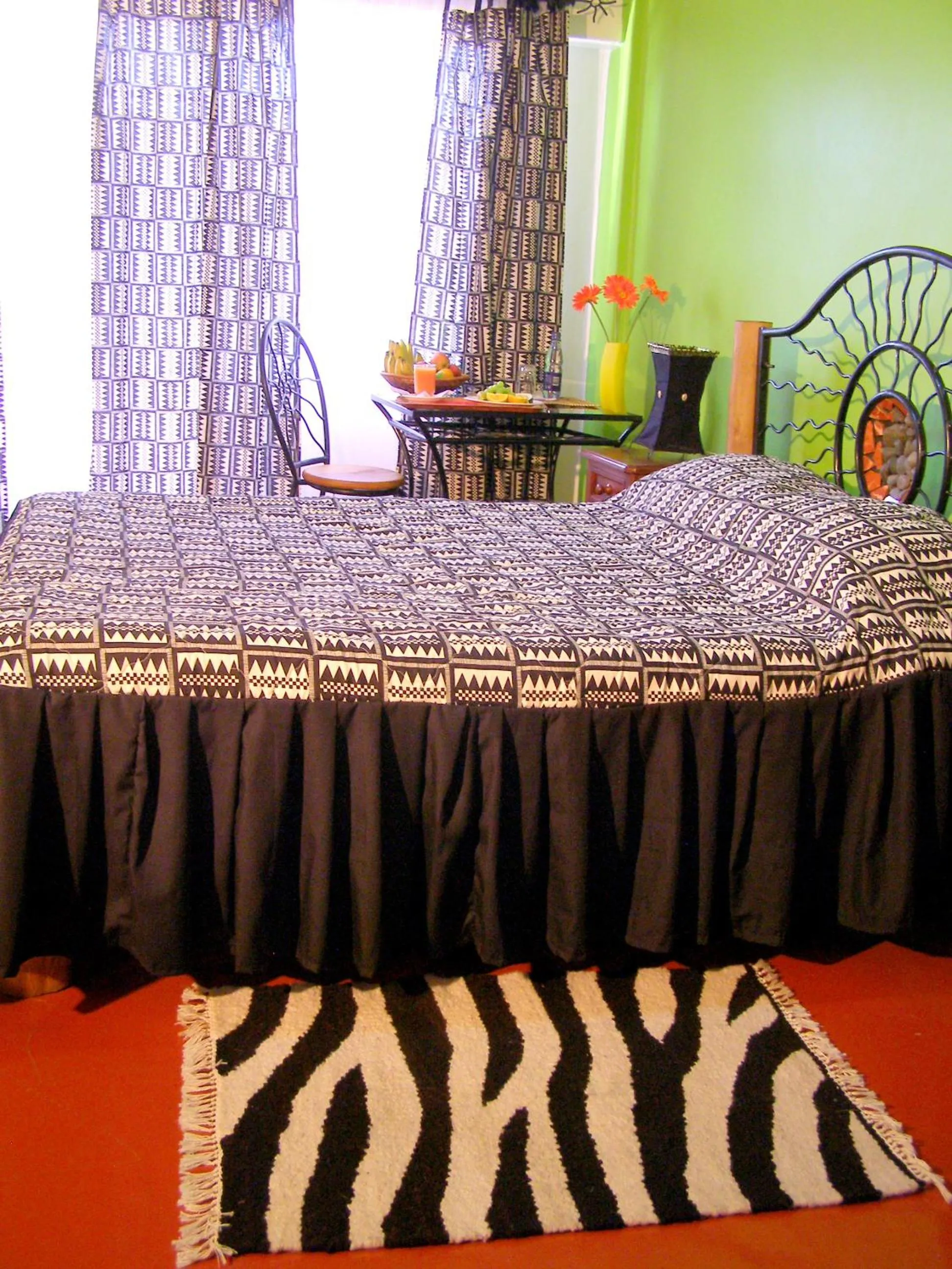 Bed in Khweza Bed and Breakfast