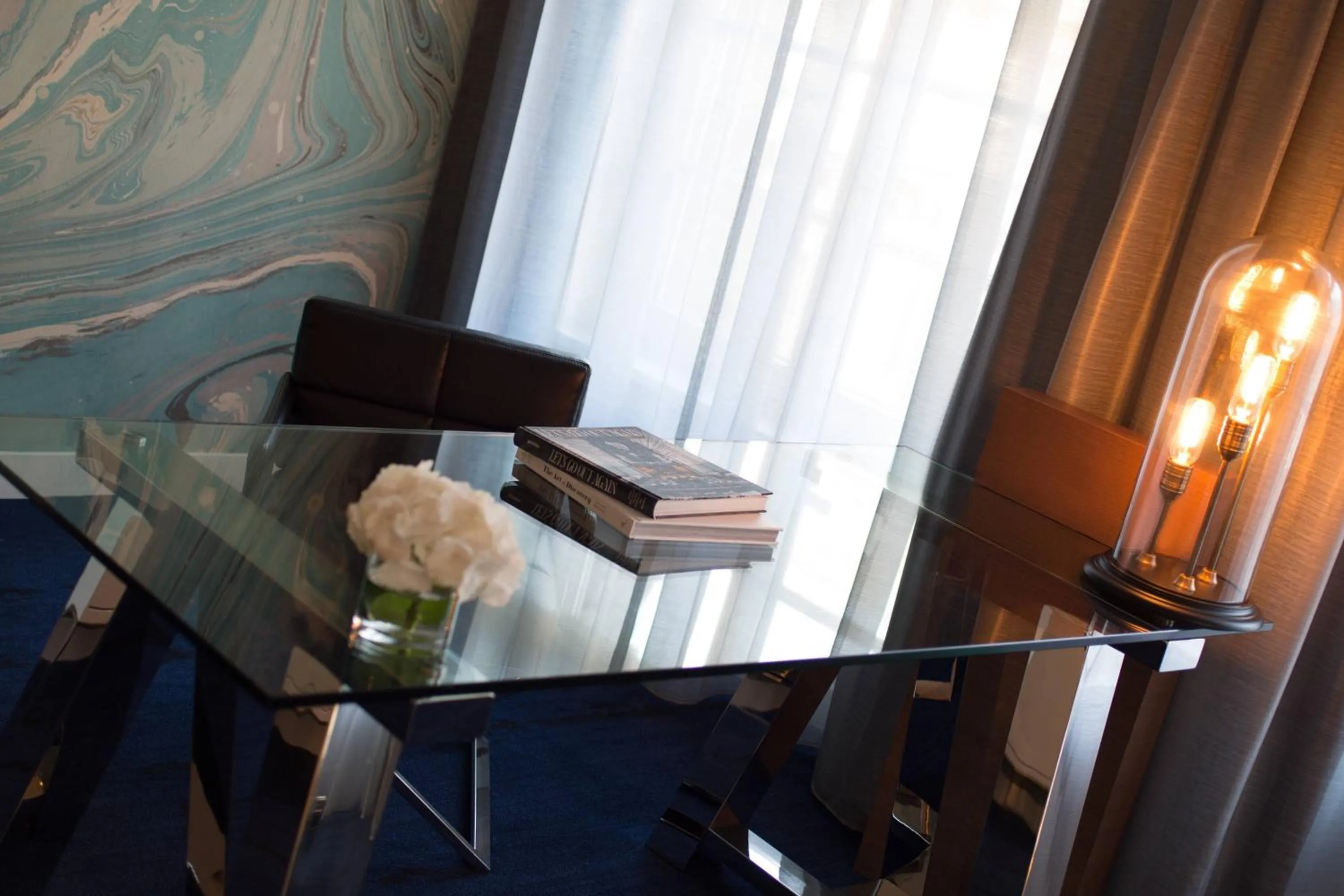 Photo of the whole room in Renaissance Hamburg Hotel