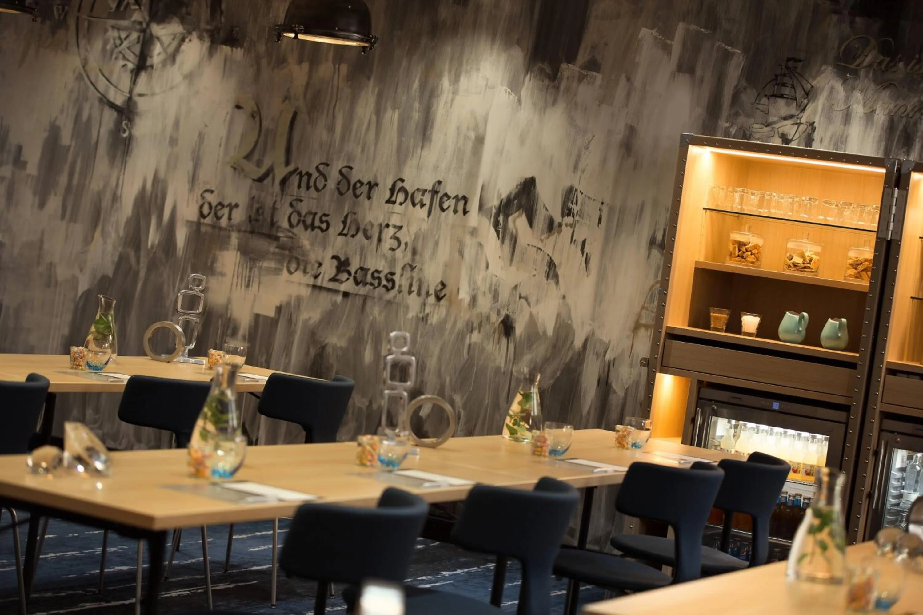 Meeting/conference room in Renaissance Hamburg Hotel