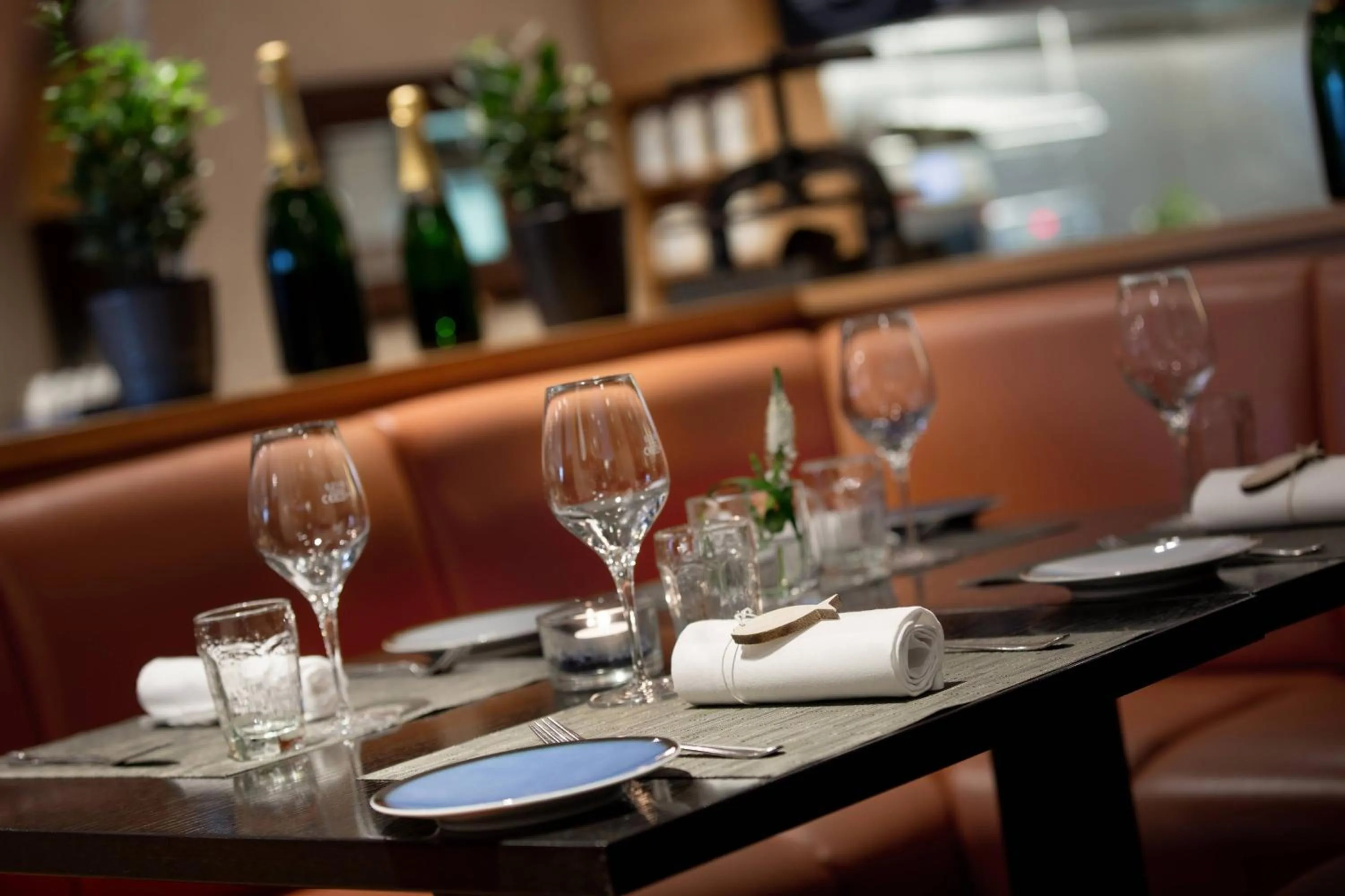 Restaurant/places to eat in Renaissance Hamburg Hotel