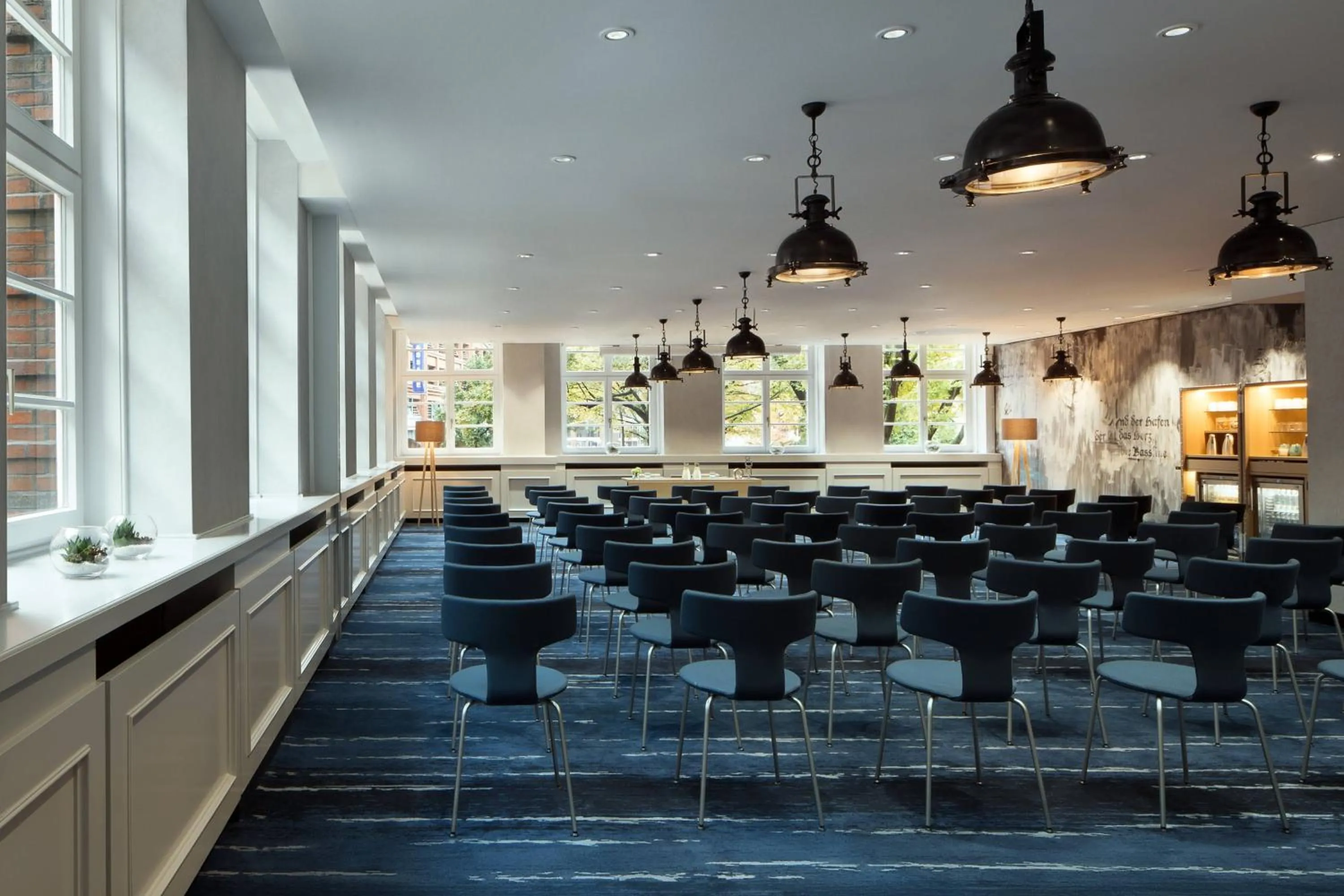 Meeting/conference room in Renaissance Hamburg Hotel