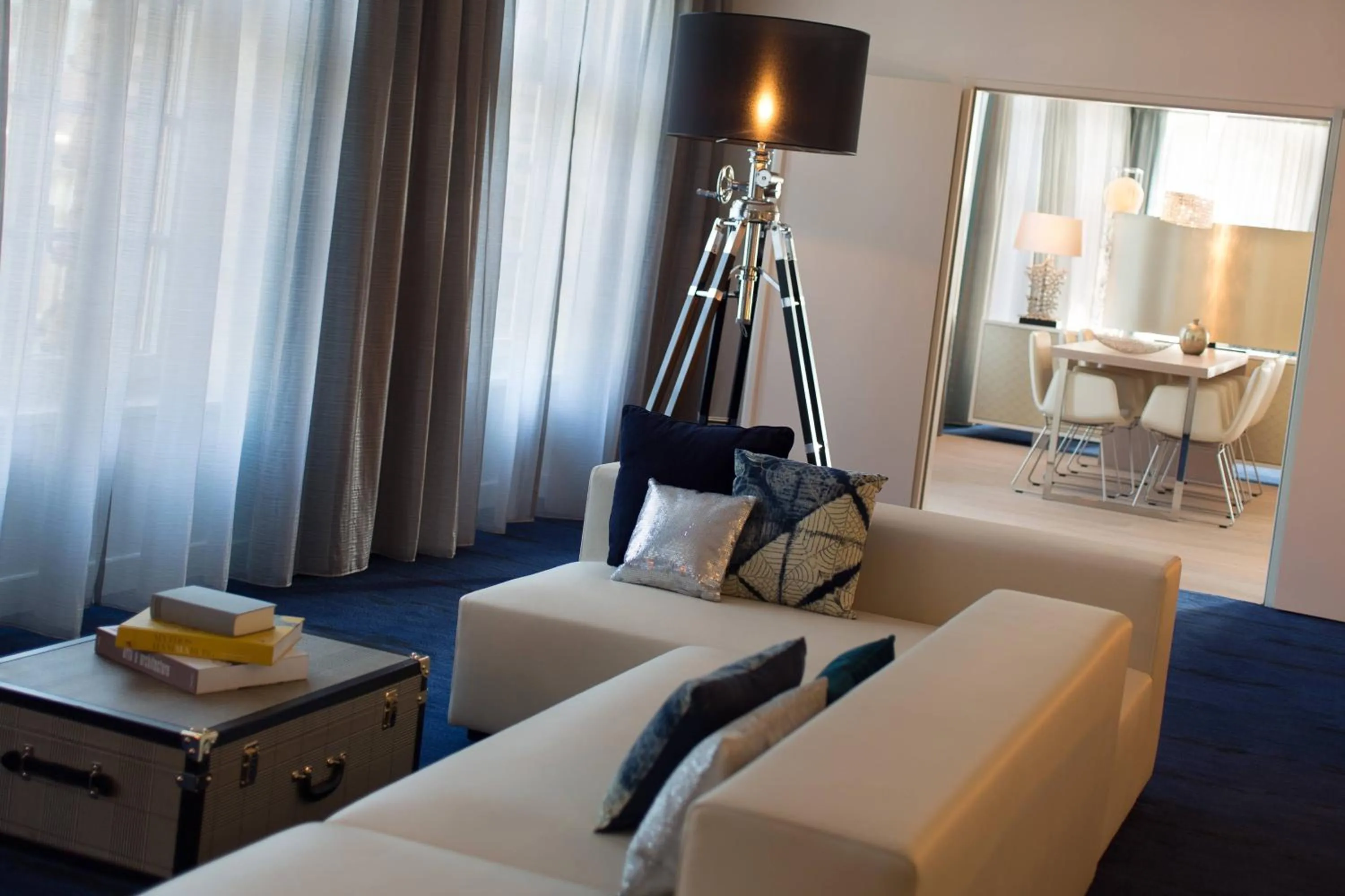 Photo of the whole room in Renaissance Hamburg Hotel