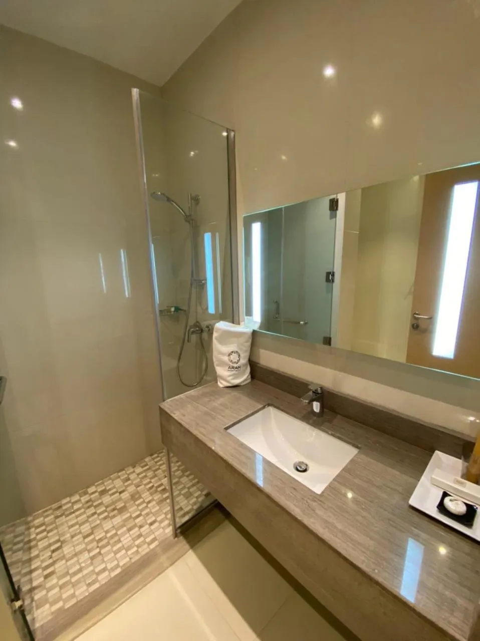 Bathroom in Aram Hotel - AlMeshael Exit 18 فندق آرام - حي المشاعل مخرج 18