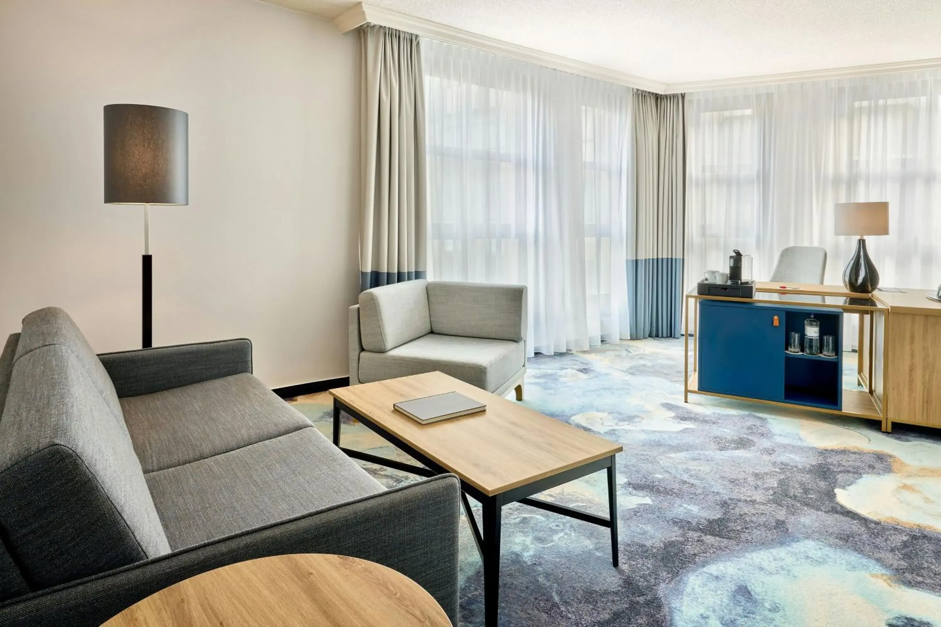 Studio Suite, Executive lounge access, Larger Studio, Sofa bed in Hamburg Marriott Hotel Studio Suite, Executive lounge access, Larger Studio, Sofa bed in Hamburg Marriott Hotel