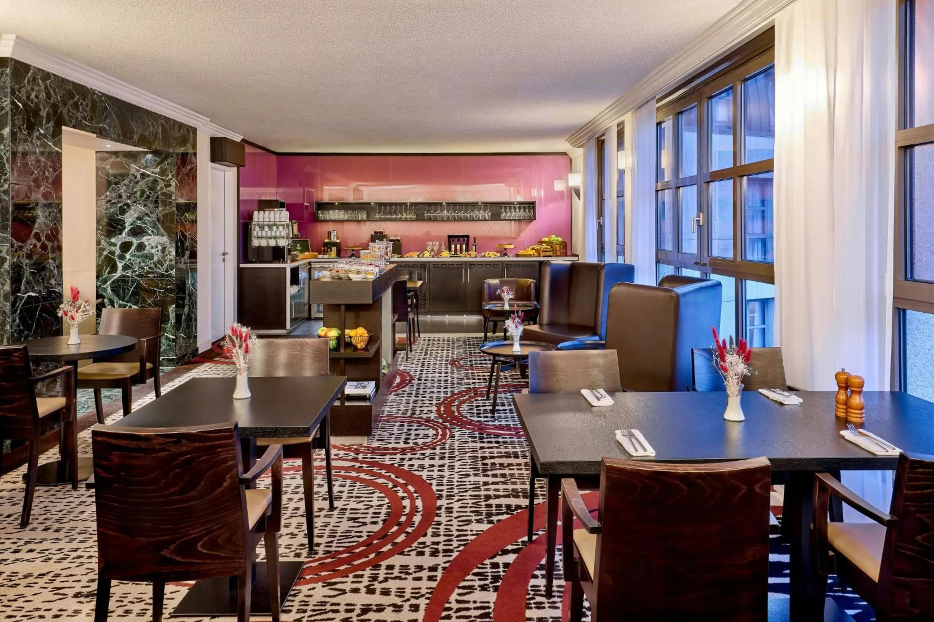 Lounge or bar in Hamburg Marriott Hotel