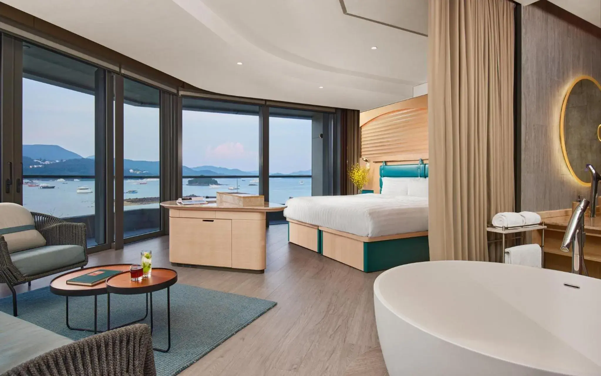 1 King Suite Sea View Balcony in WM Hotel Hong Kong, Vignette Collection 1 King Suite Sea View Balcony in WM Hotel Hong Kong, Vignette Collection