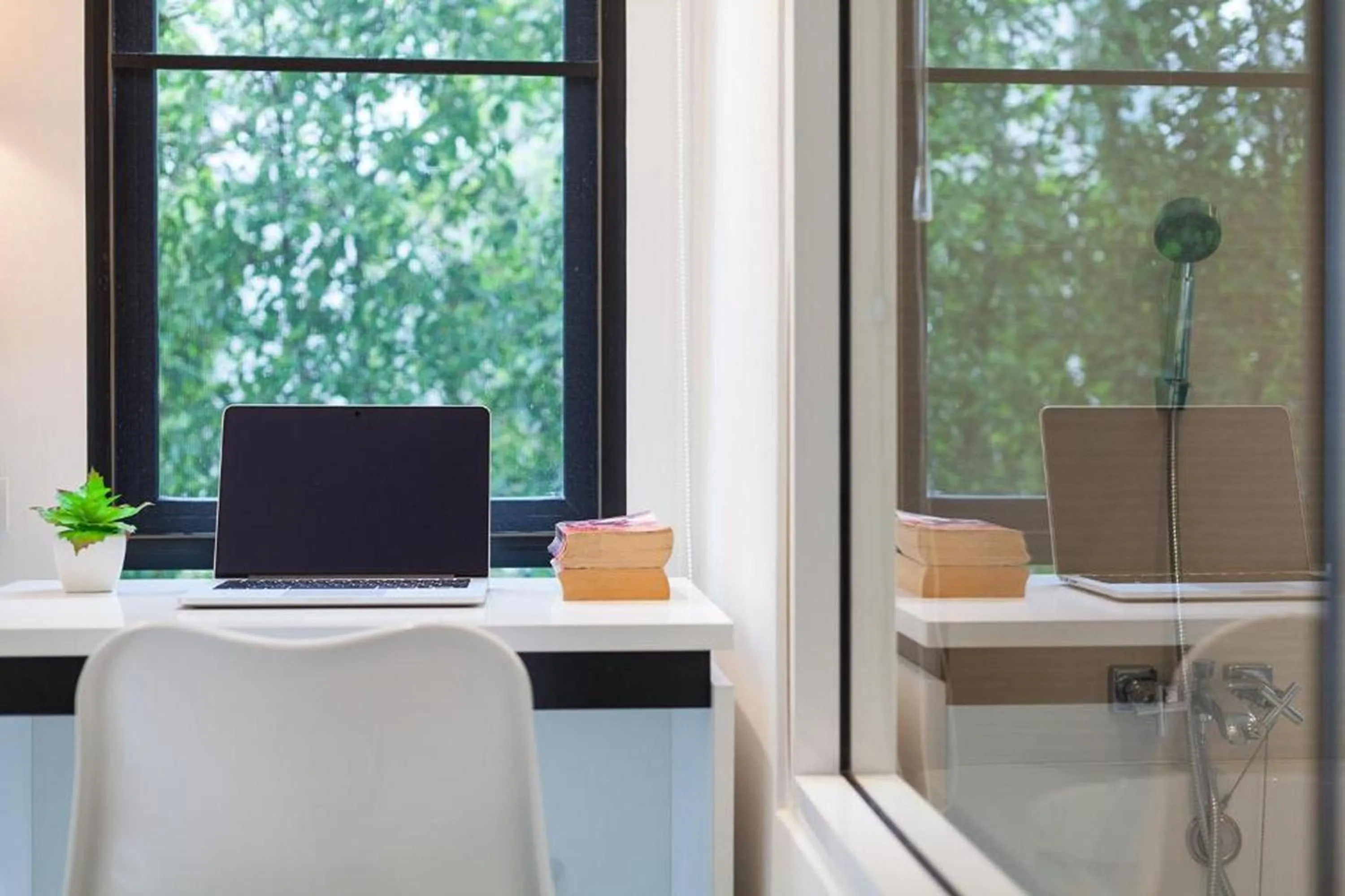Bedroom in The Title Beach Front