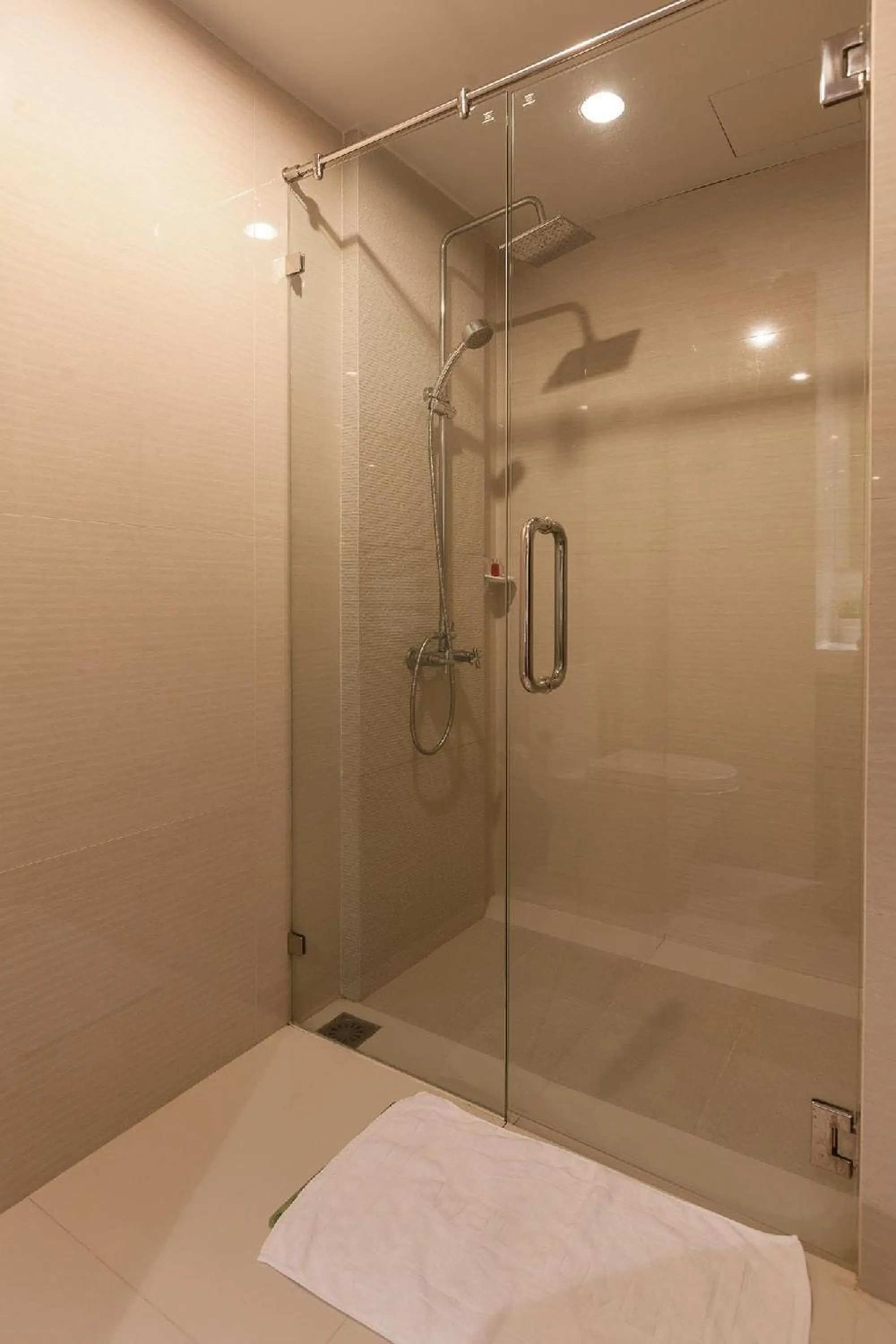 Bathroom in The Title Beach Front