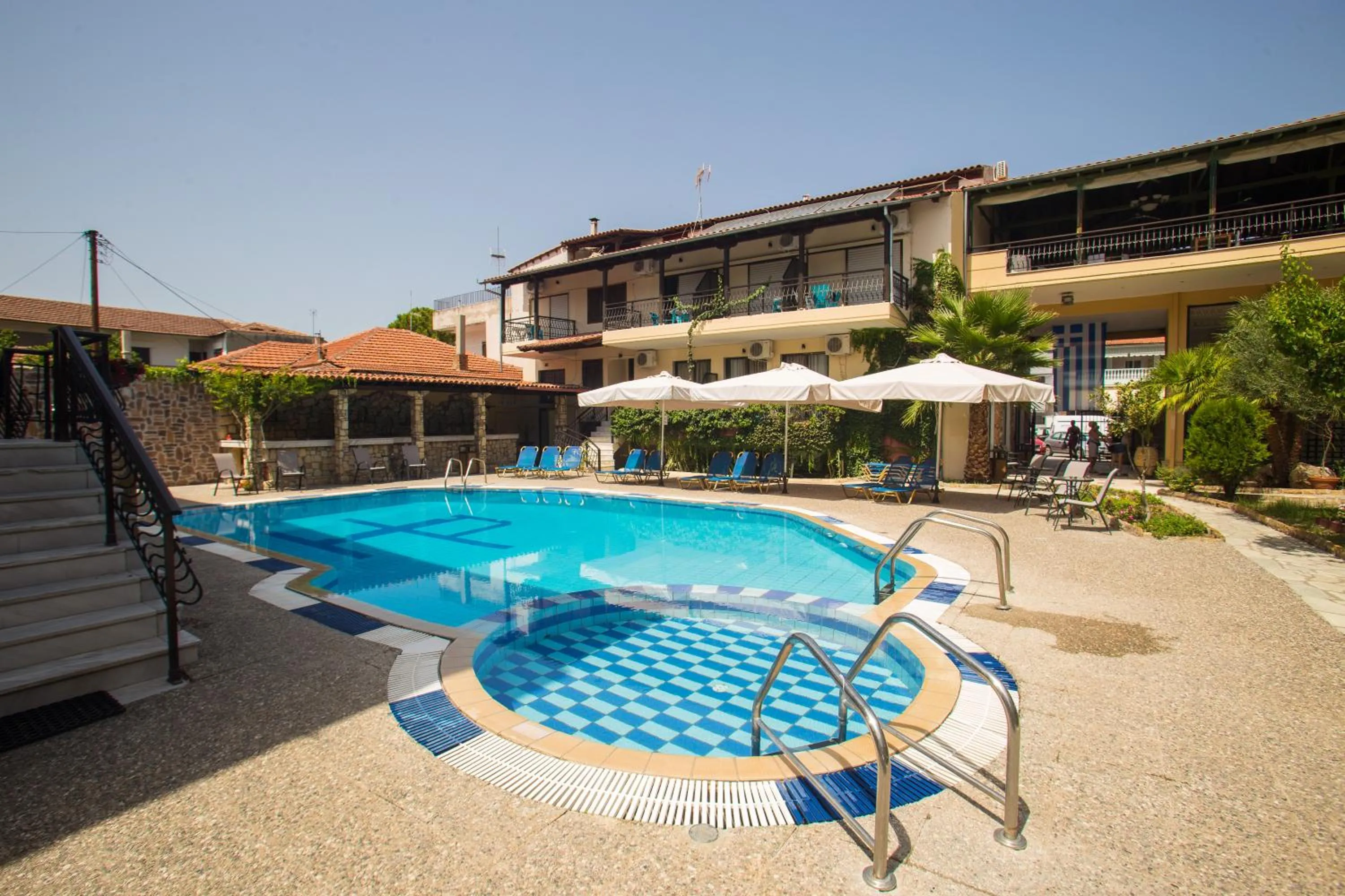 Swimming pool in Litus Oliva