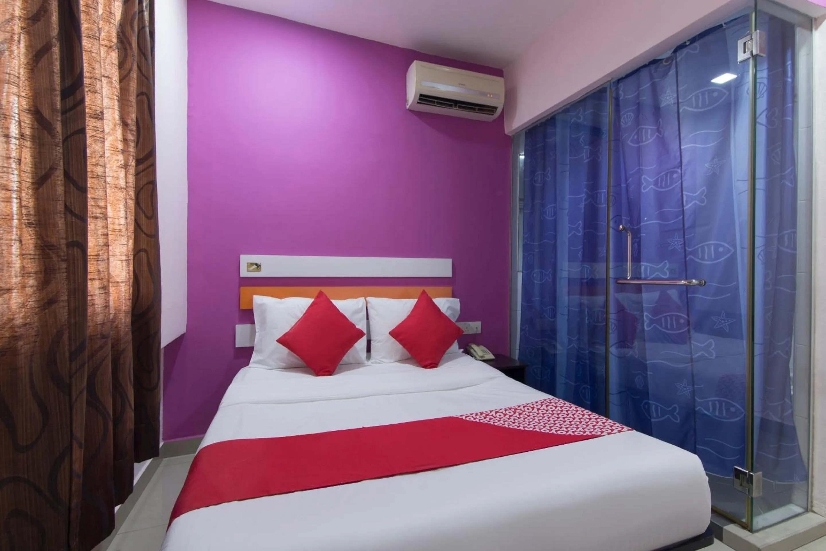 Bedroom in Super OYO 90296 Red Orange Hotel Port Klang