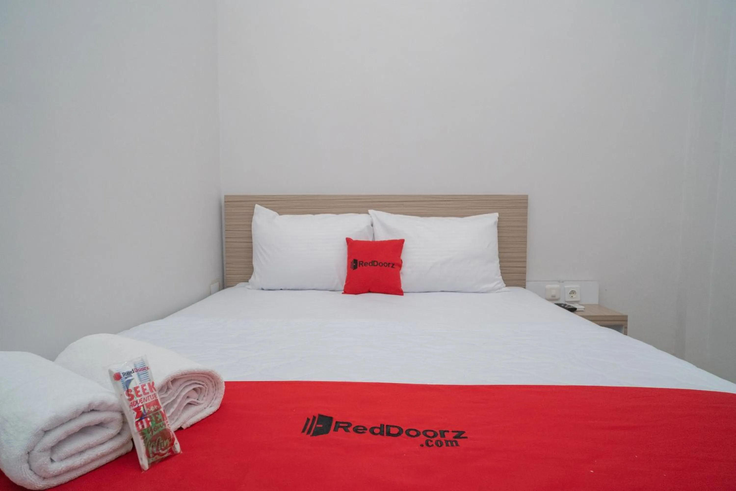 RedDoorz Syariah near Jalan Ahmad Yani Banjarmasin 3