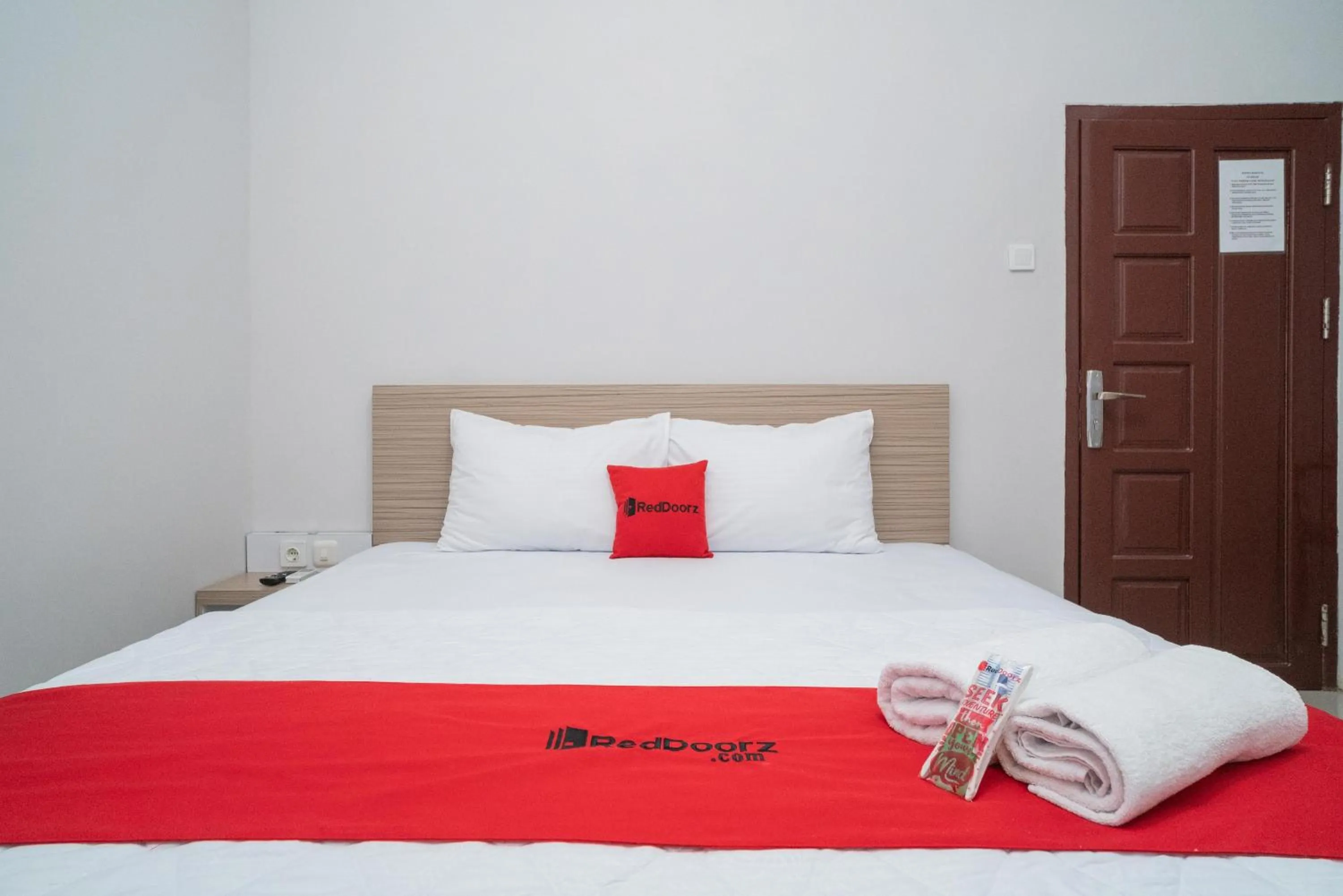 RedDoorz Syariah near Jalan Ahmad Yani Banjarmasin 3