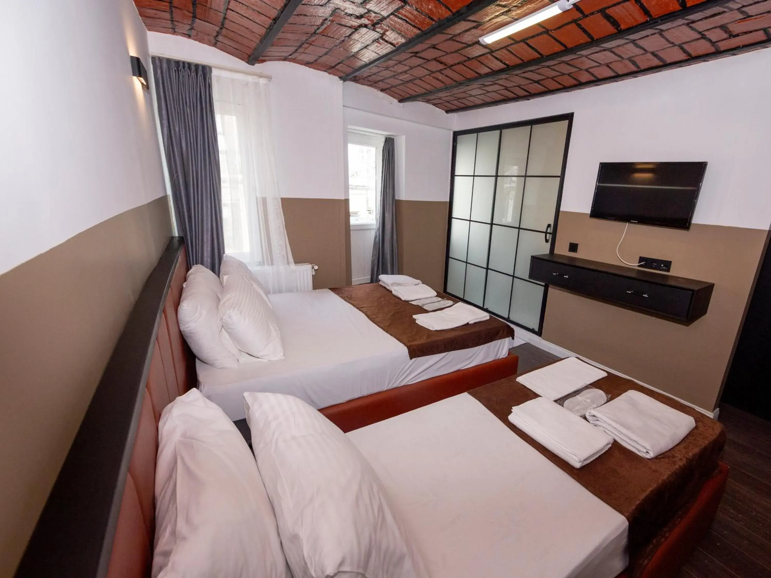 Deluxe Triple Room in Miss Suite Deluxe Triple Room in Miss Suite