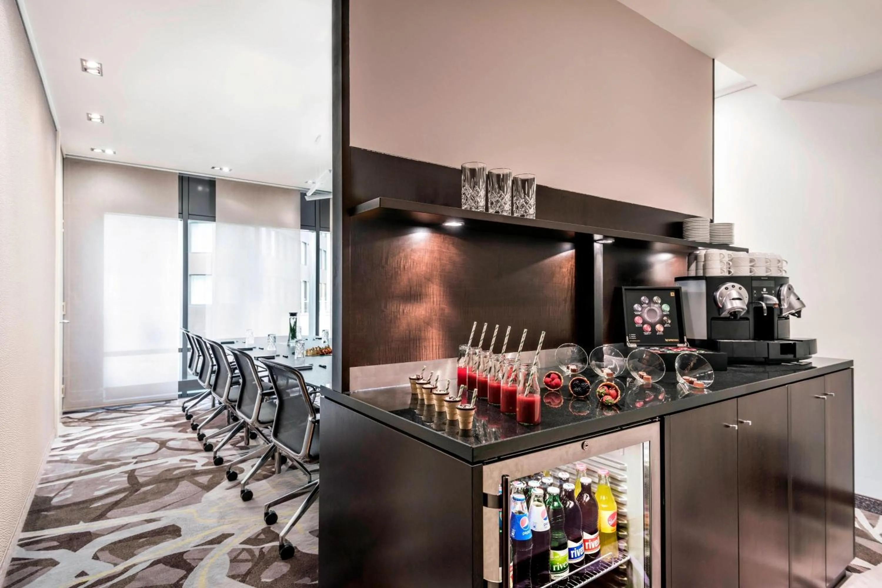 Meeting/conference room in Zurich Marriott Hotel