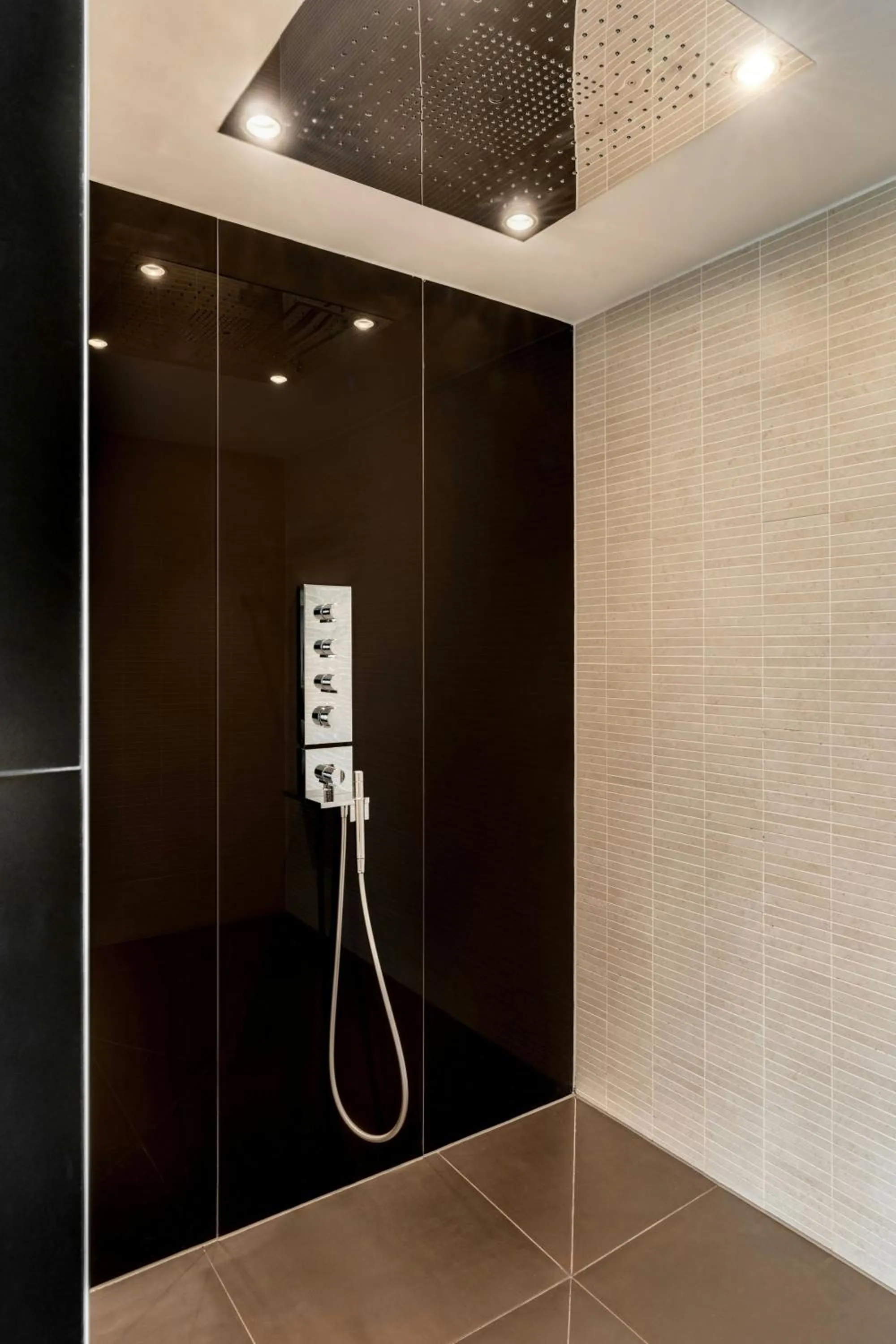 Bathroom in Zurich Marriott Hotel