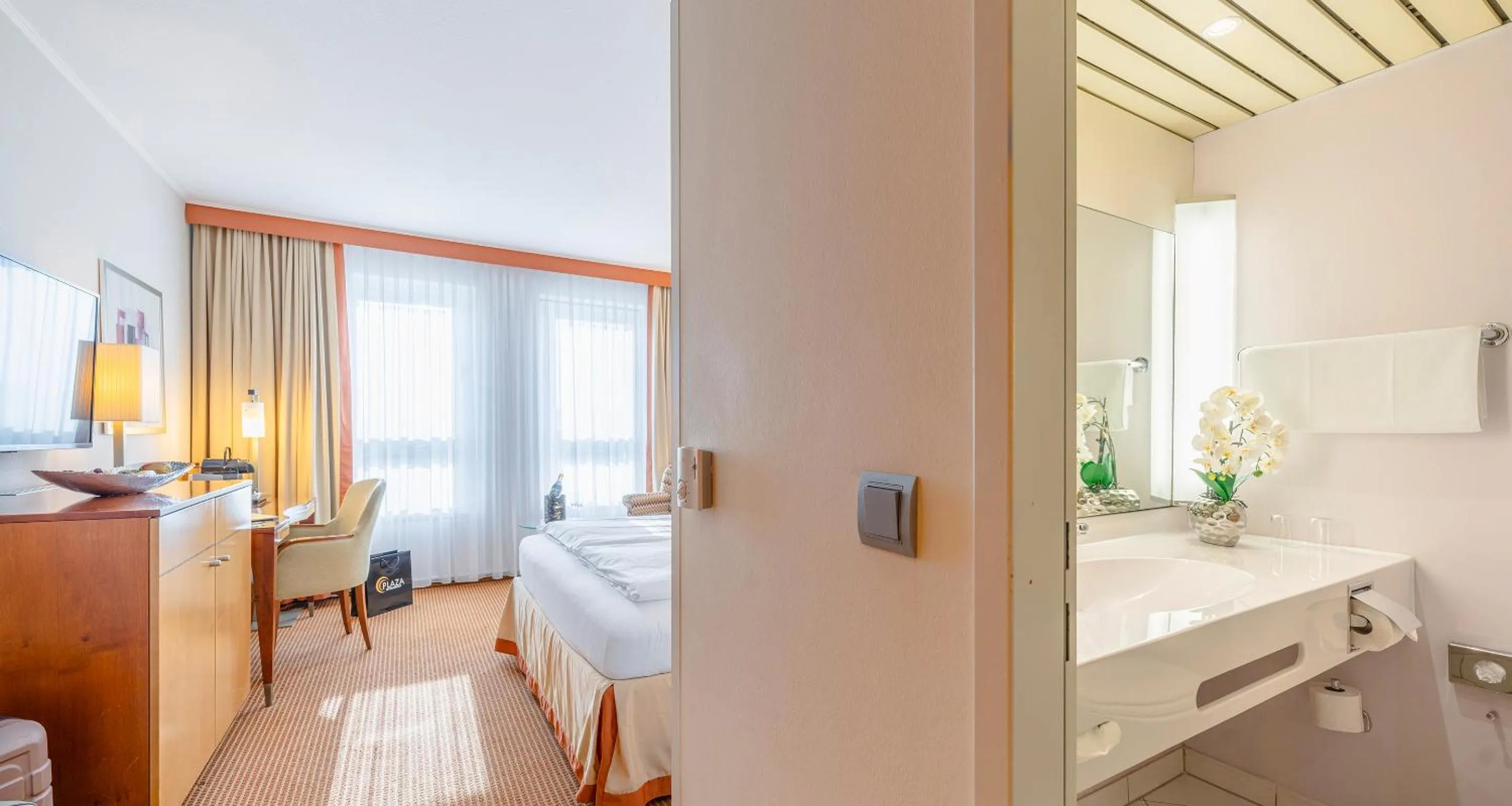 Photo of the whole room, Bed in The Q - Quadro City Hotel