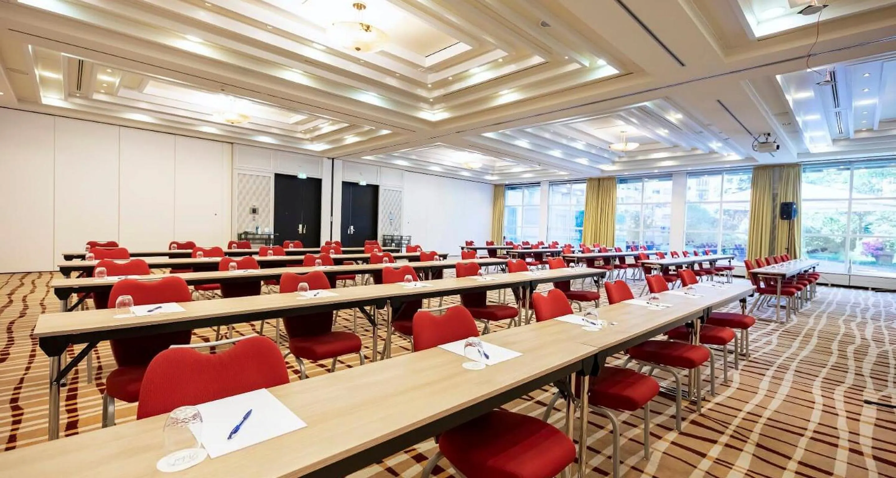 Meeting/conference room in The Q - Quadro City Hotel