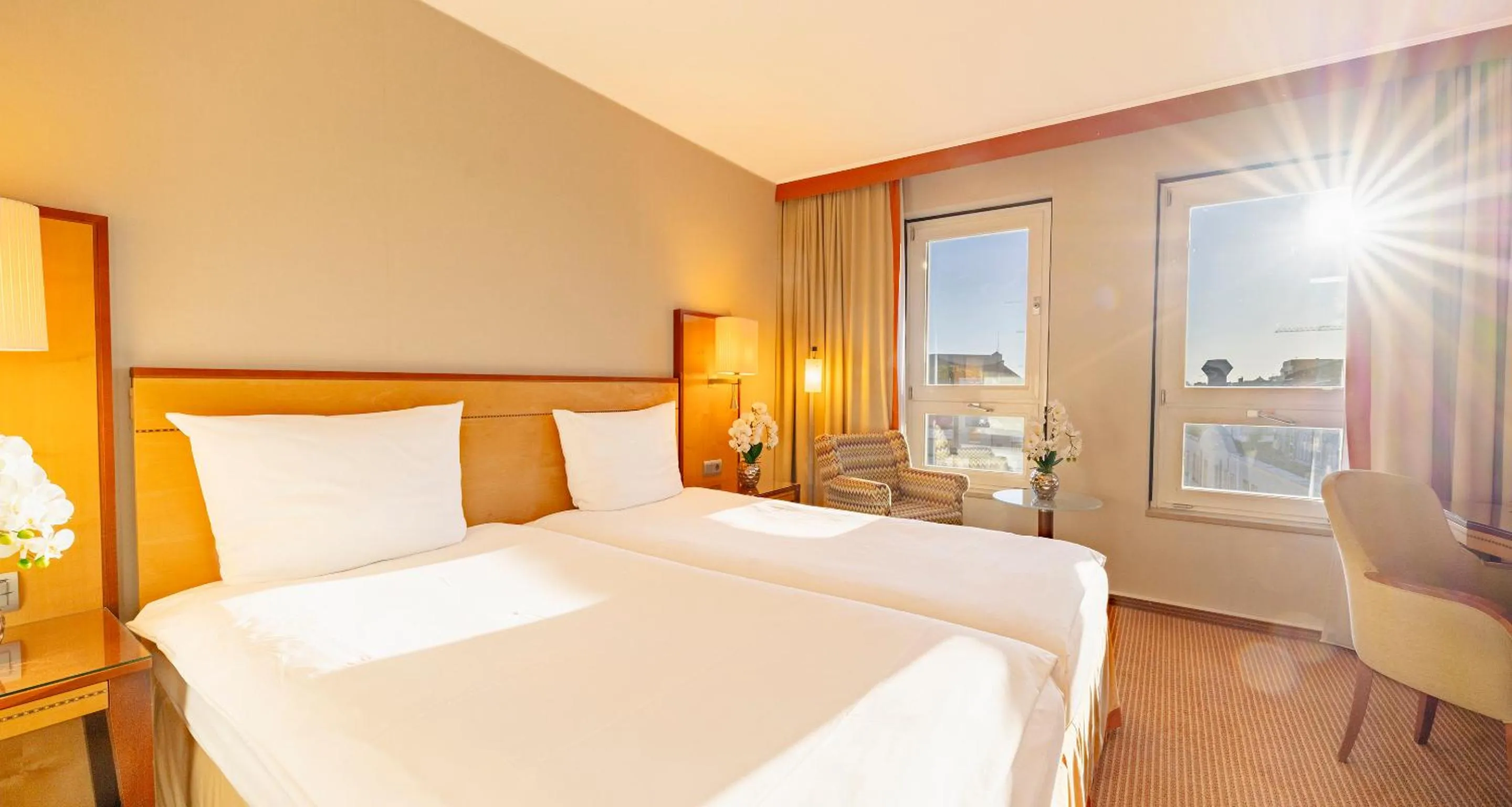 View (from property/room), Bed in The Q - Quadro City Hotel