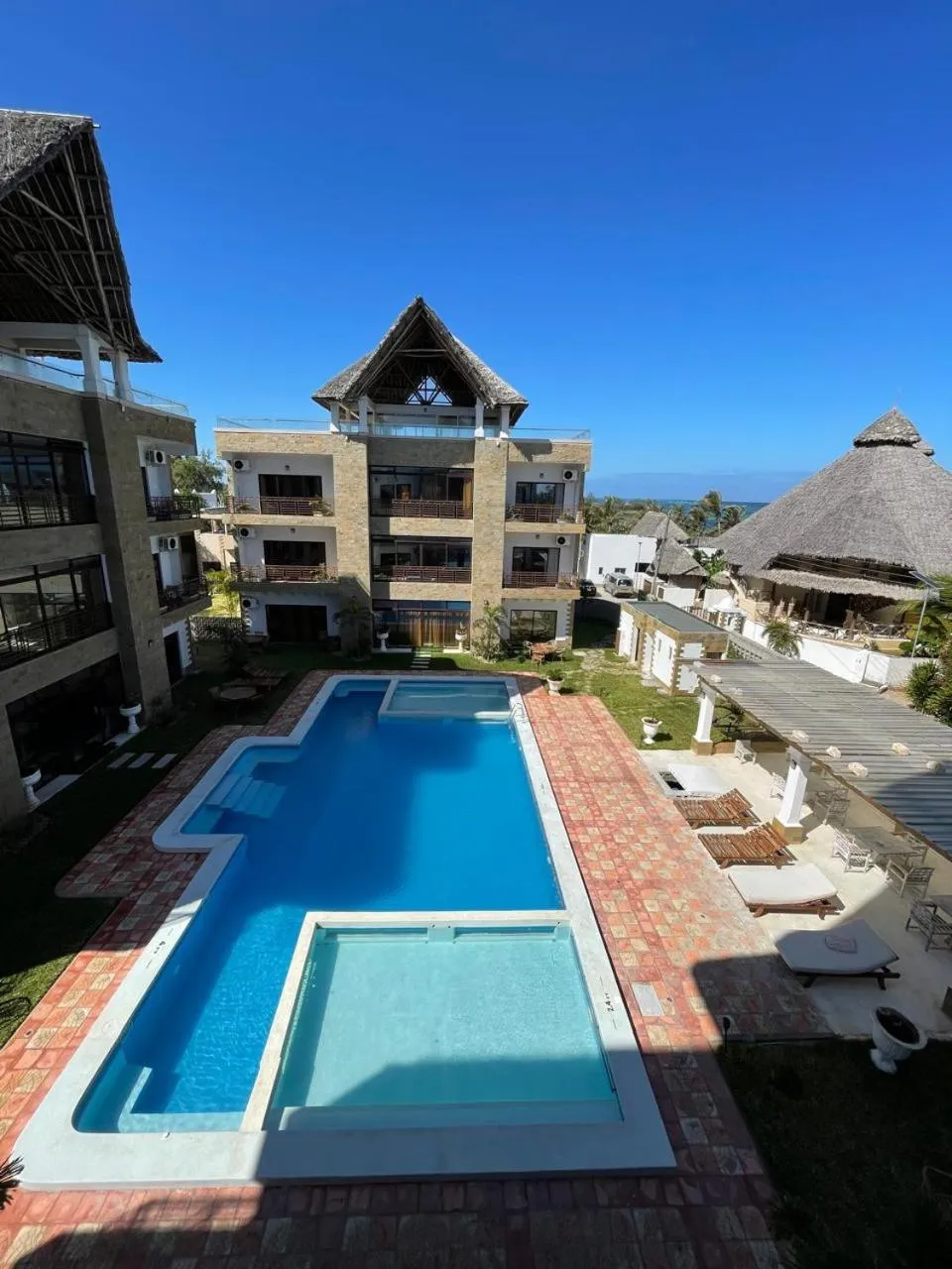 Pool view in Mawe Zuri Resort