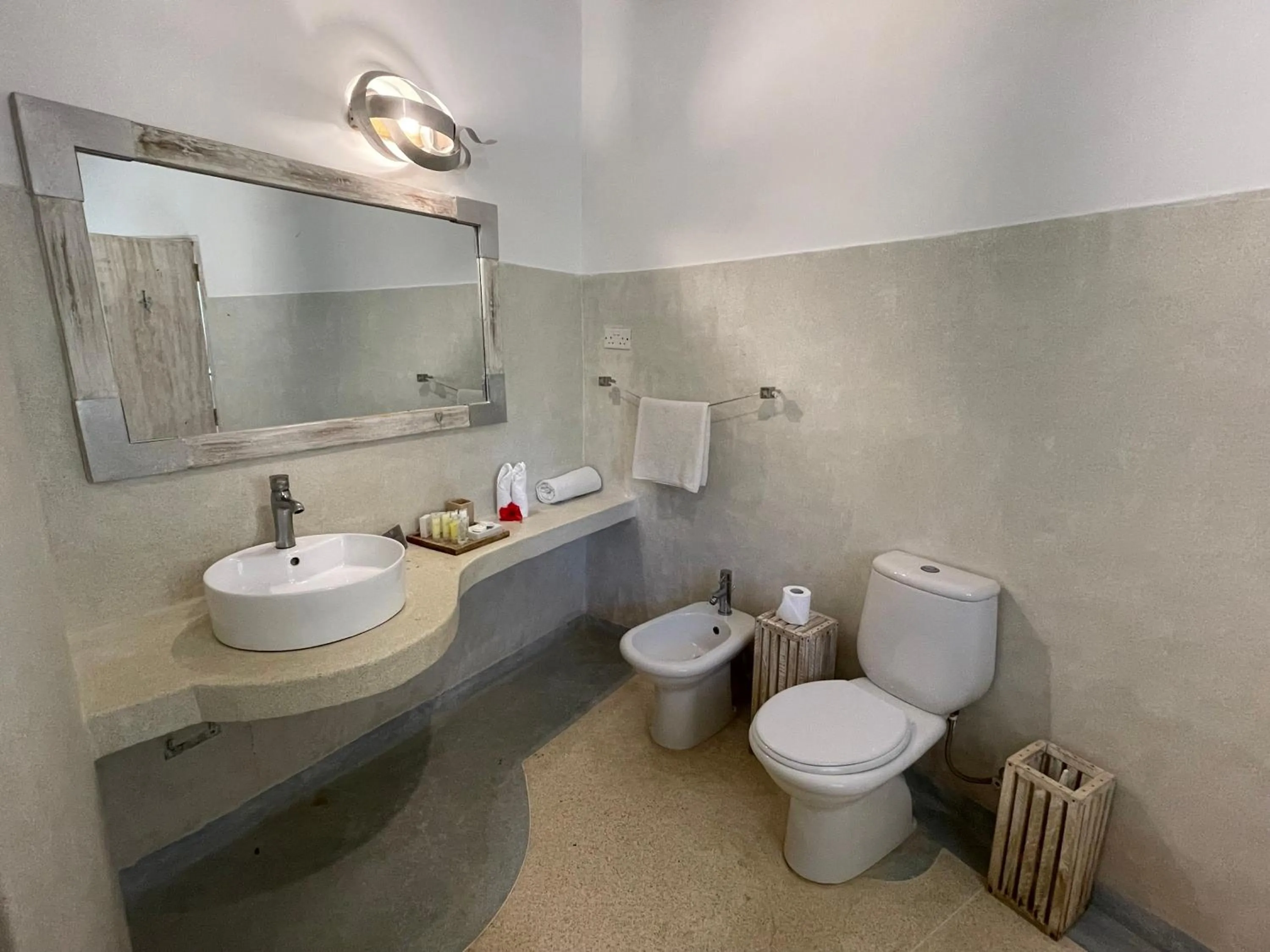 Toilet in Mawe Zuri Resort