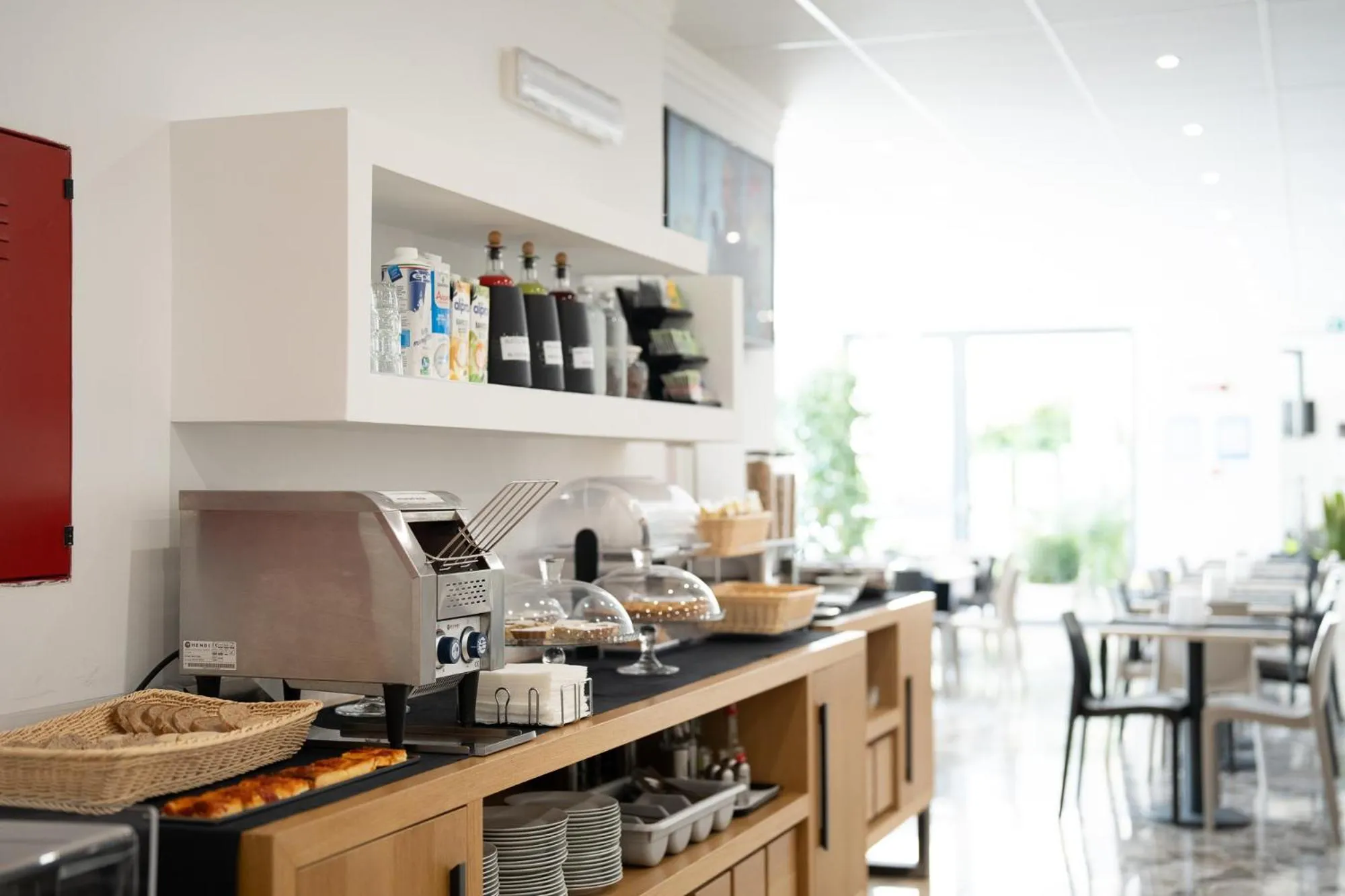 Continental breakfast in Hotel Auditorium