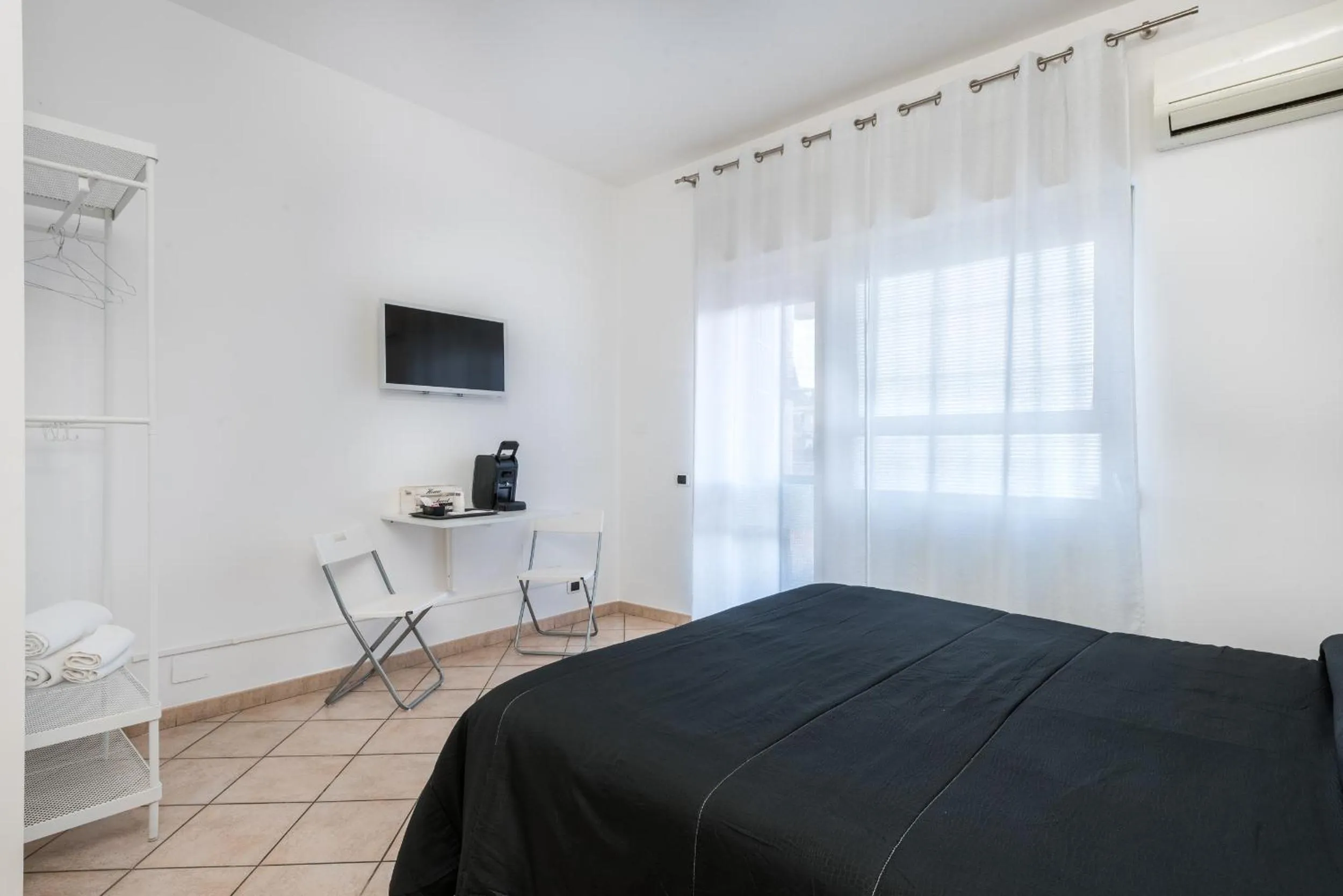 Bed in Travelershome 7Metri Ciampino GuestHouse