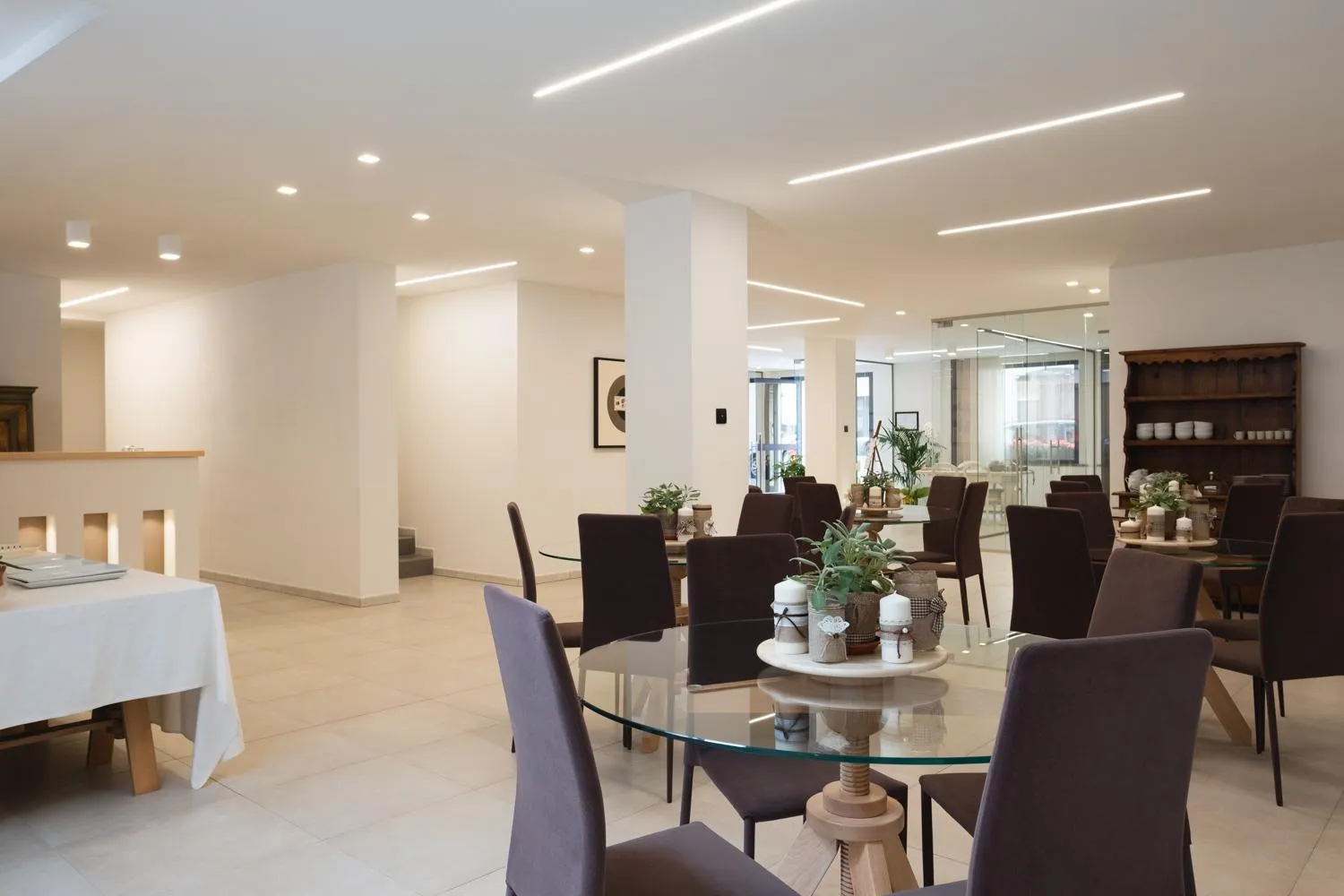 Restaurant/places to eat in Amiata Suite