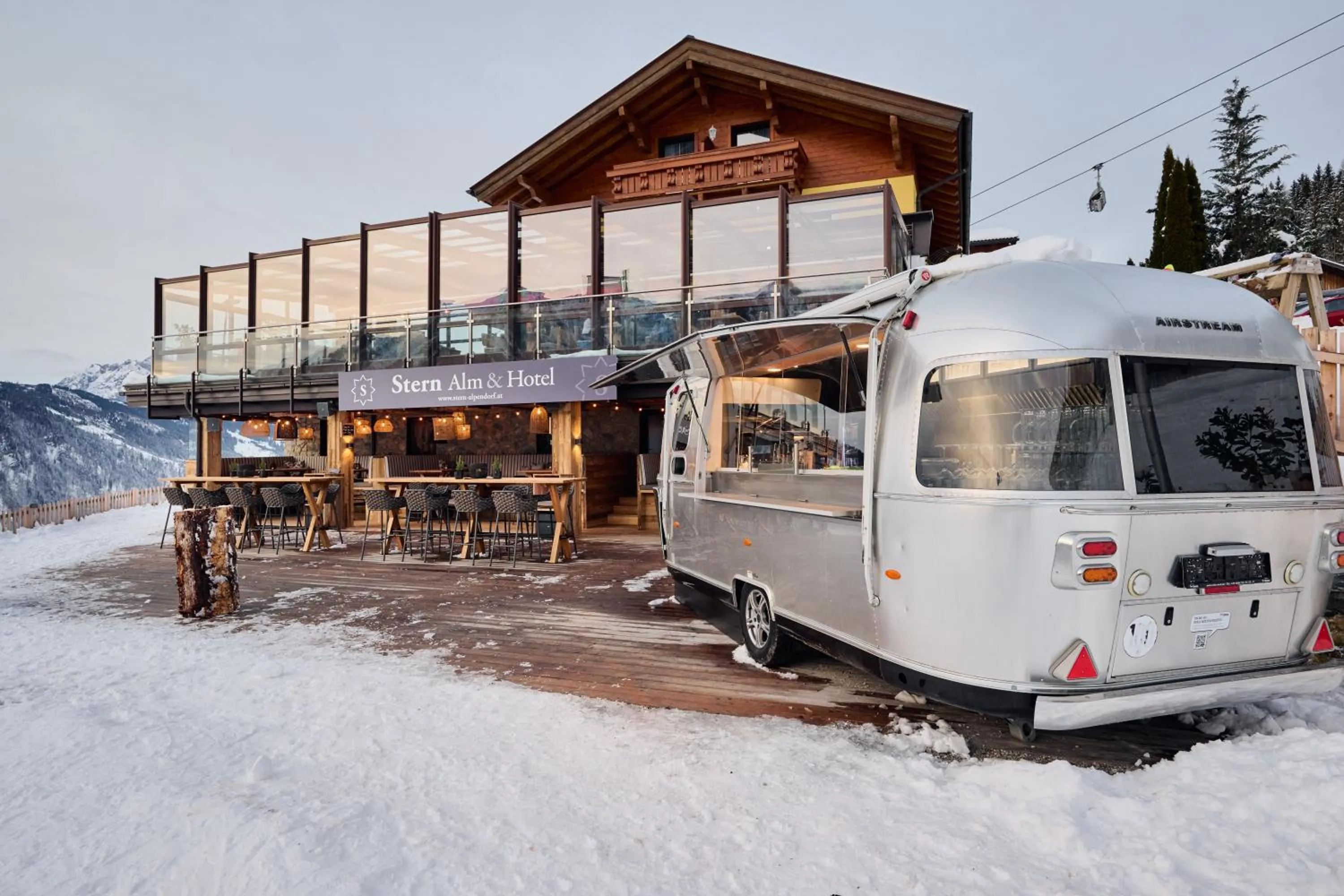 Restaurant/places to eat in Alpendorf Hotel Stern