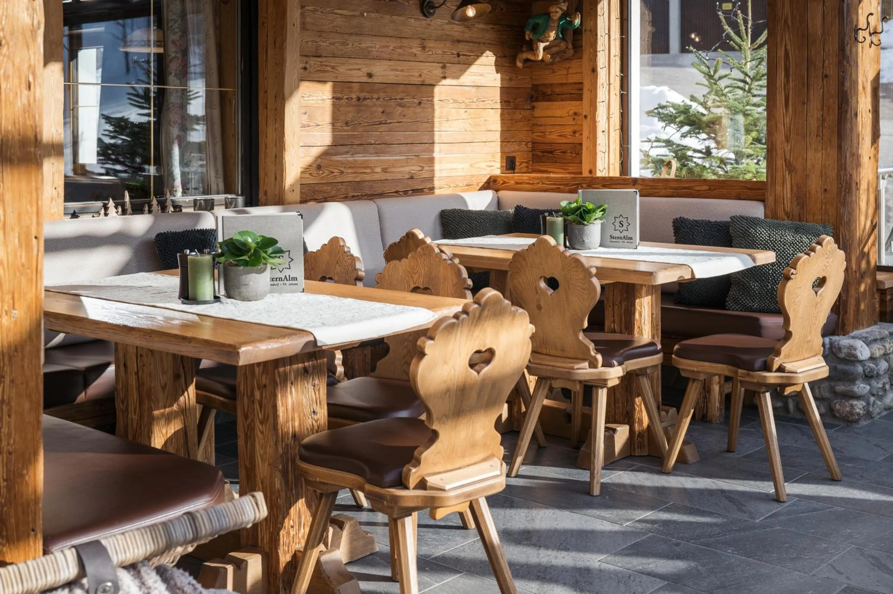 Restaurant/places to eat in Alpendorf Hotel Stern