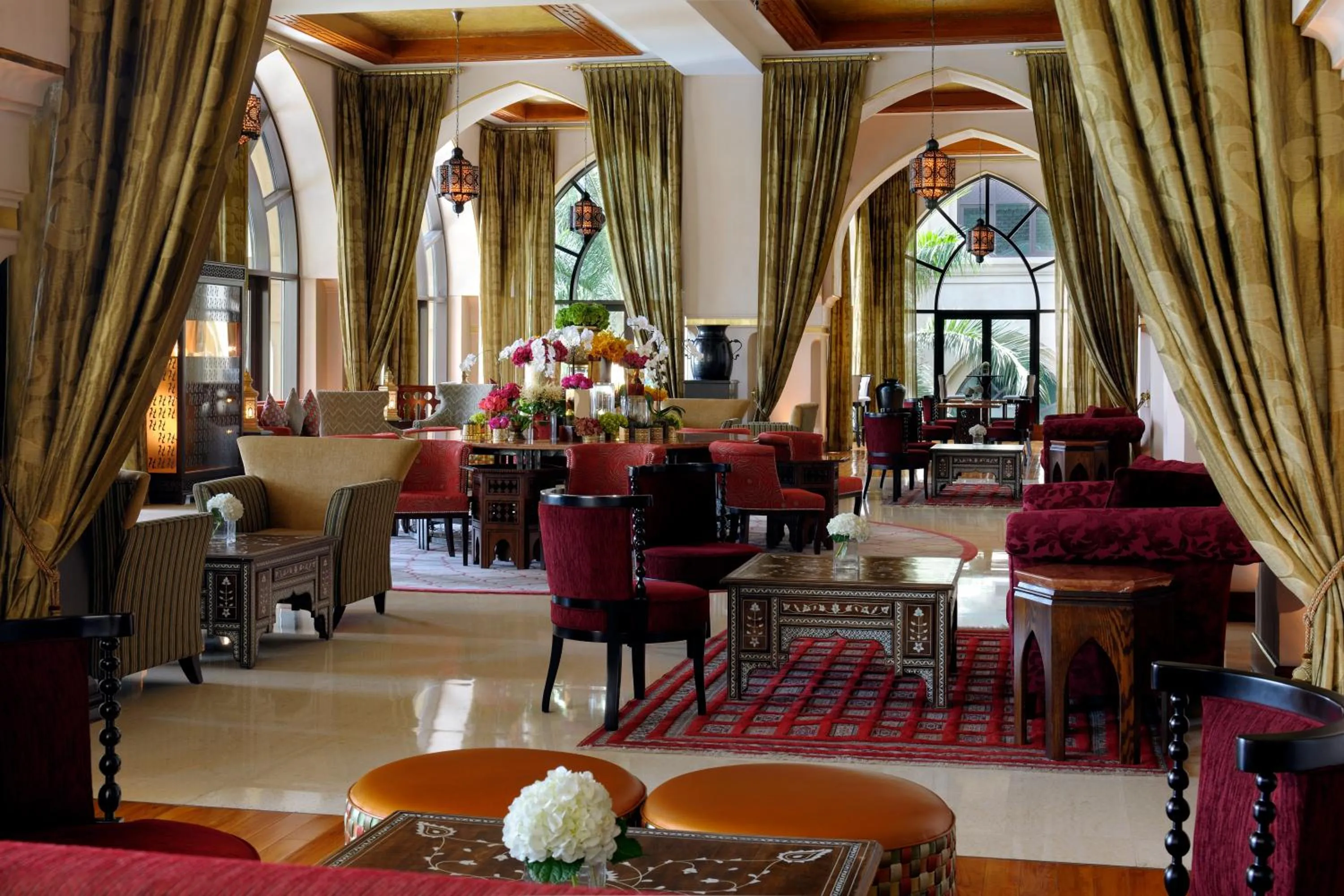 Restaurant/places to eat in Palace Downtown