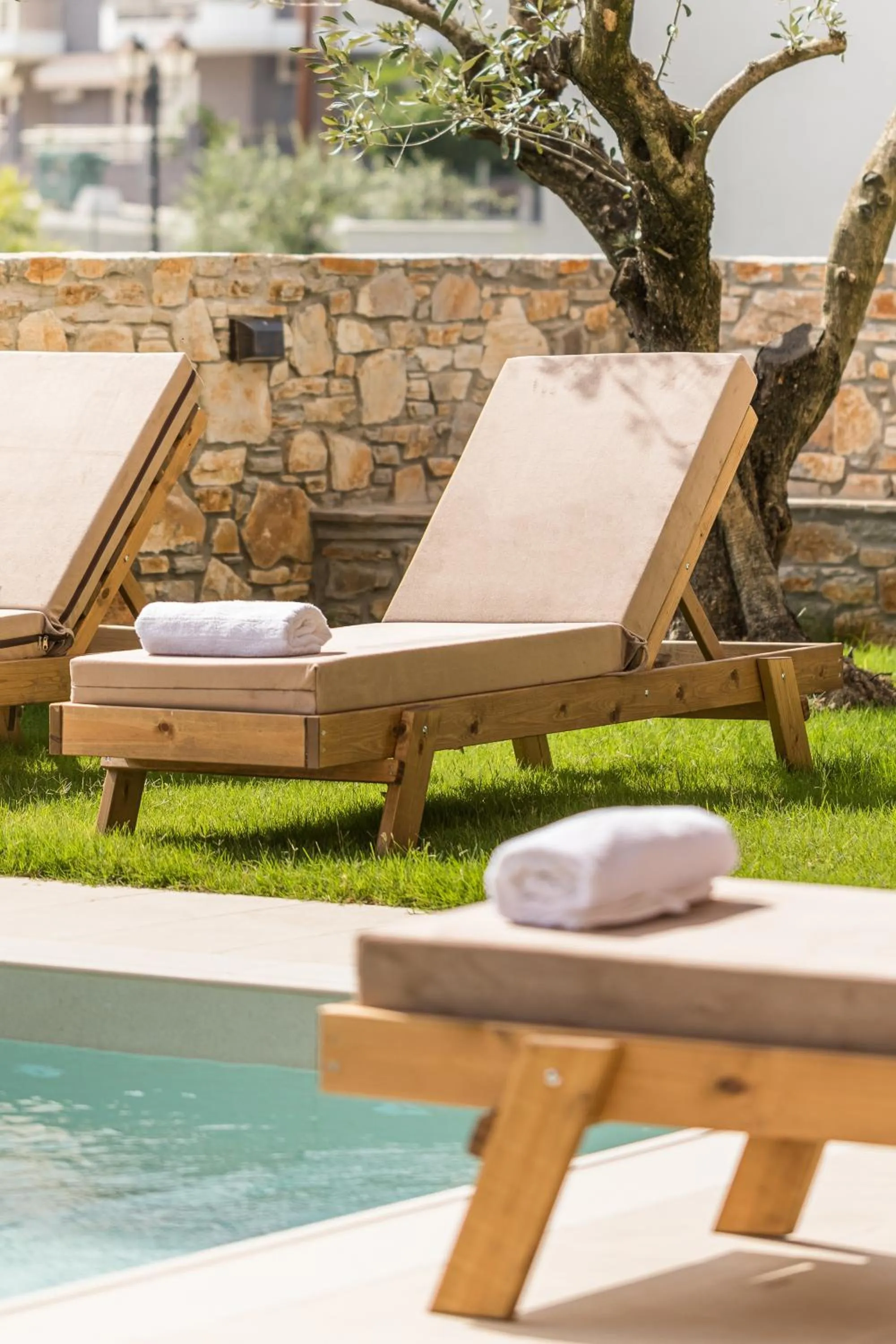 Swimming pool in Makris Luxury Rooms