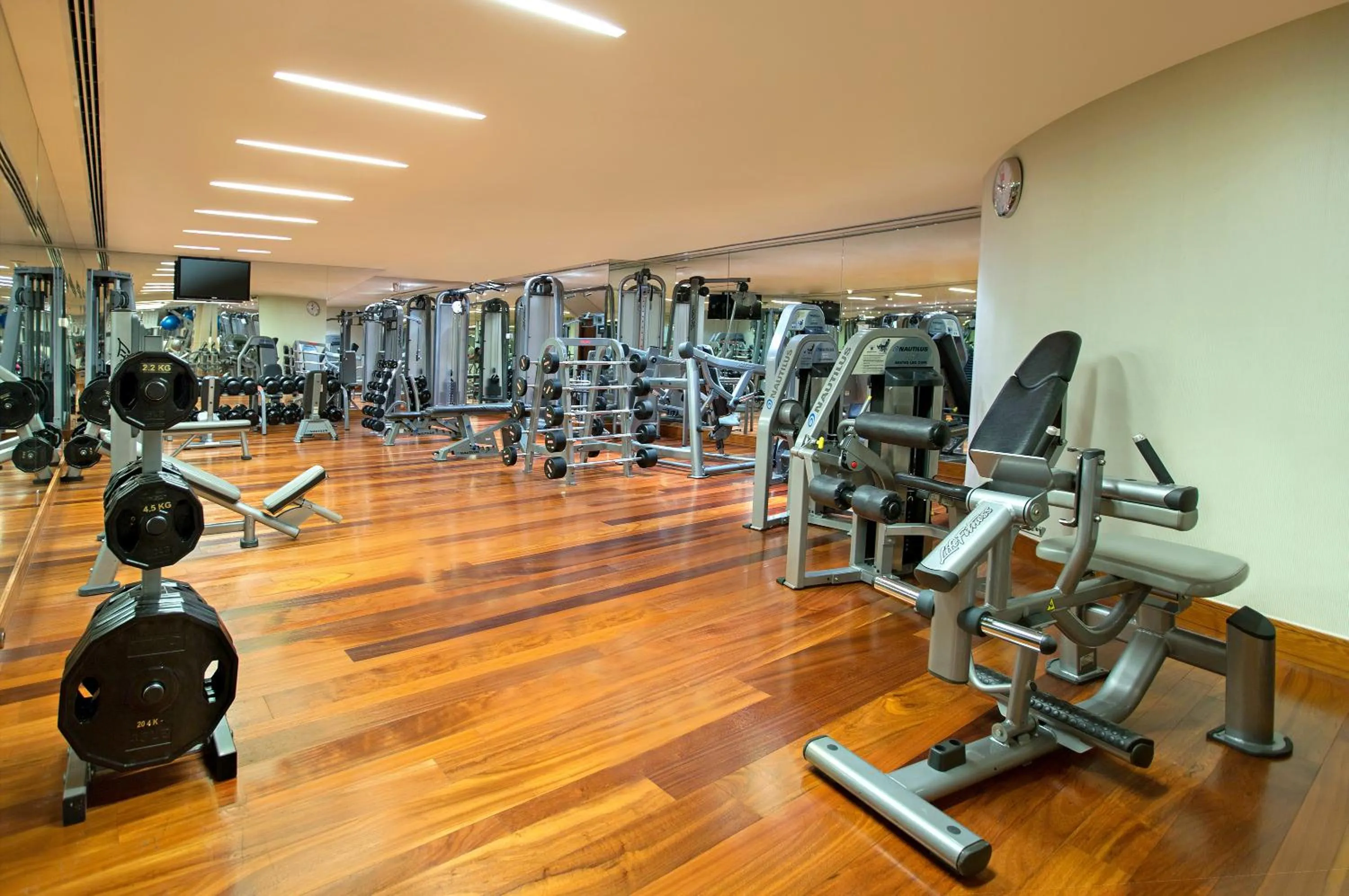 Fitness centre/facilities in La Cigale Hotel Managed by Accor