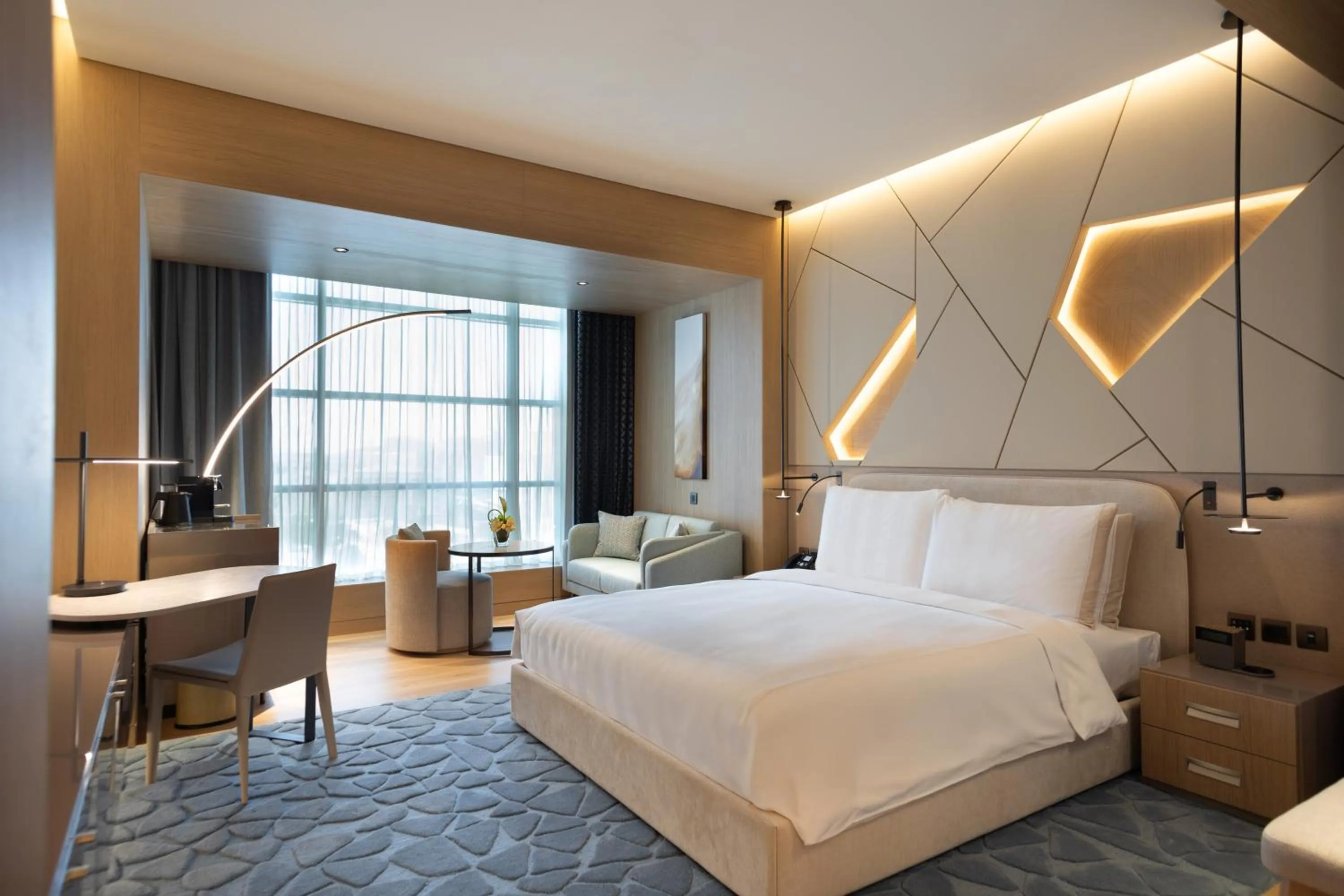 Bedroom, Bed in La Cigale Hotel Managed by Accor