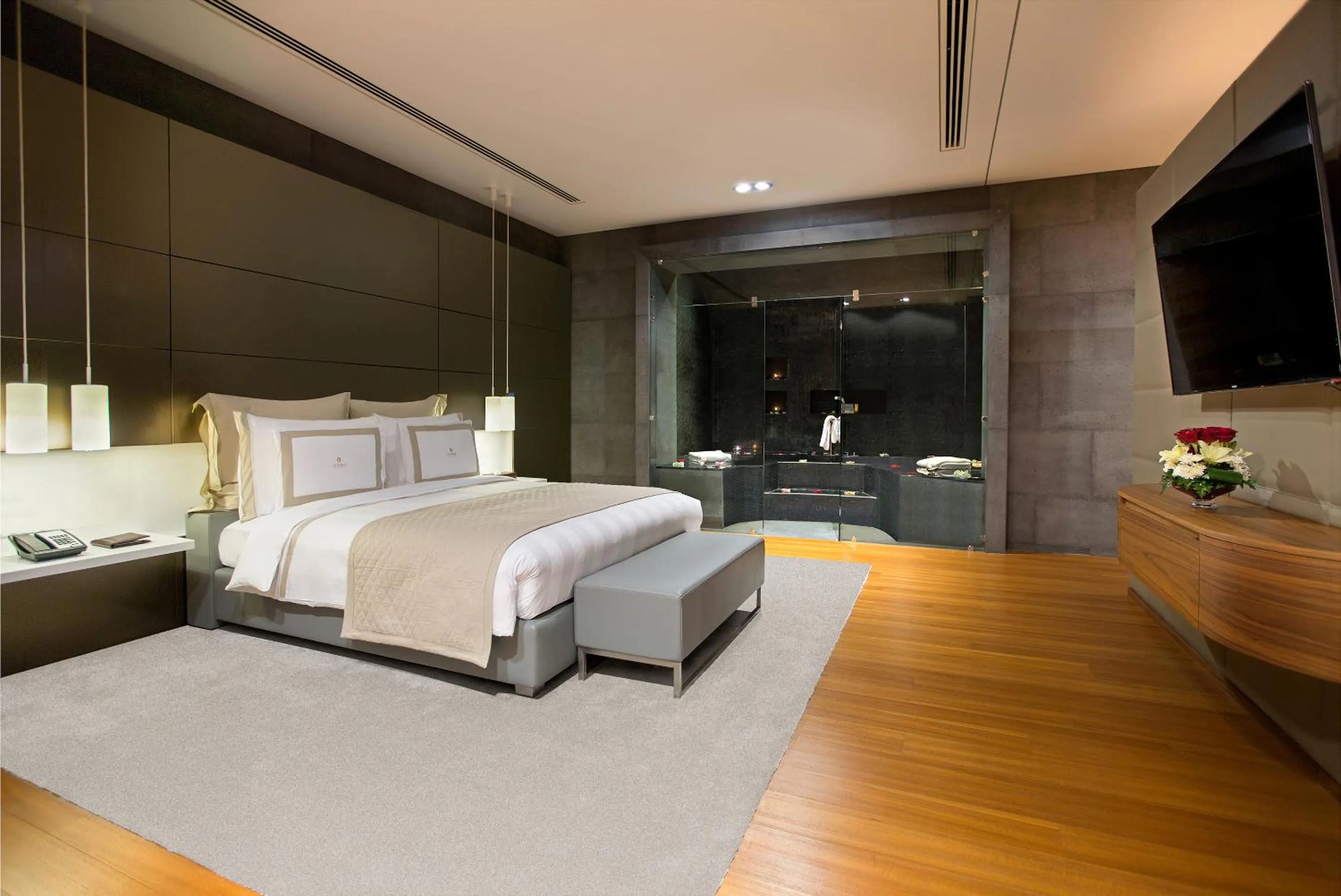 Bedroom, Bed in La Cigale Hotel Managed by Accor