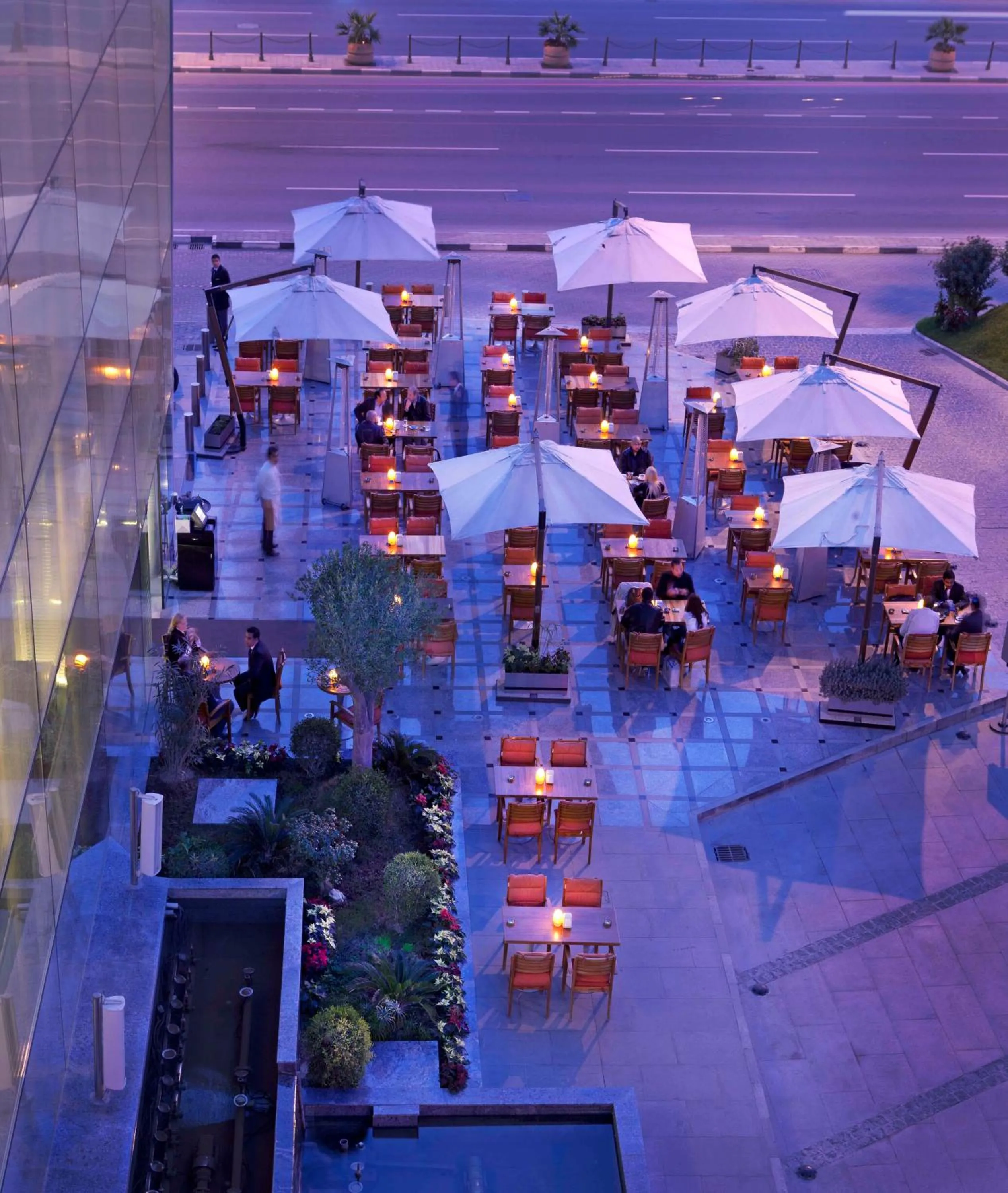 Restaurant/places to eat in La Cigale Hotel Managed by Accor