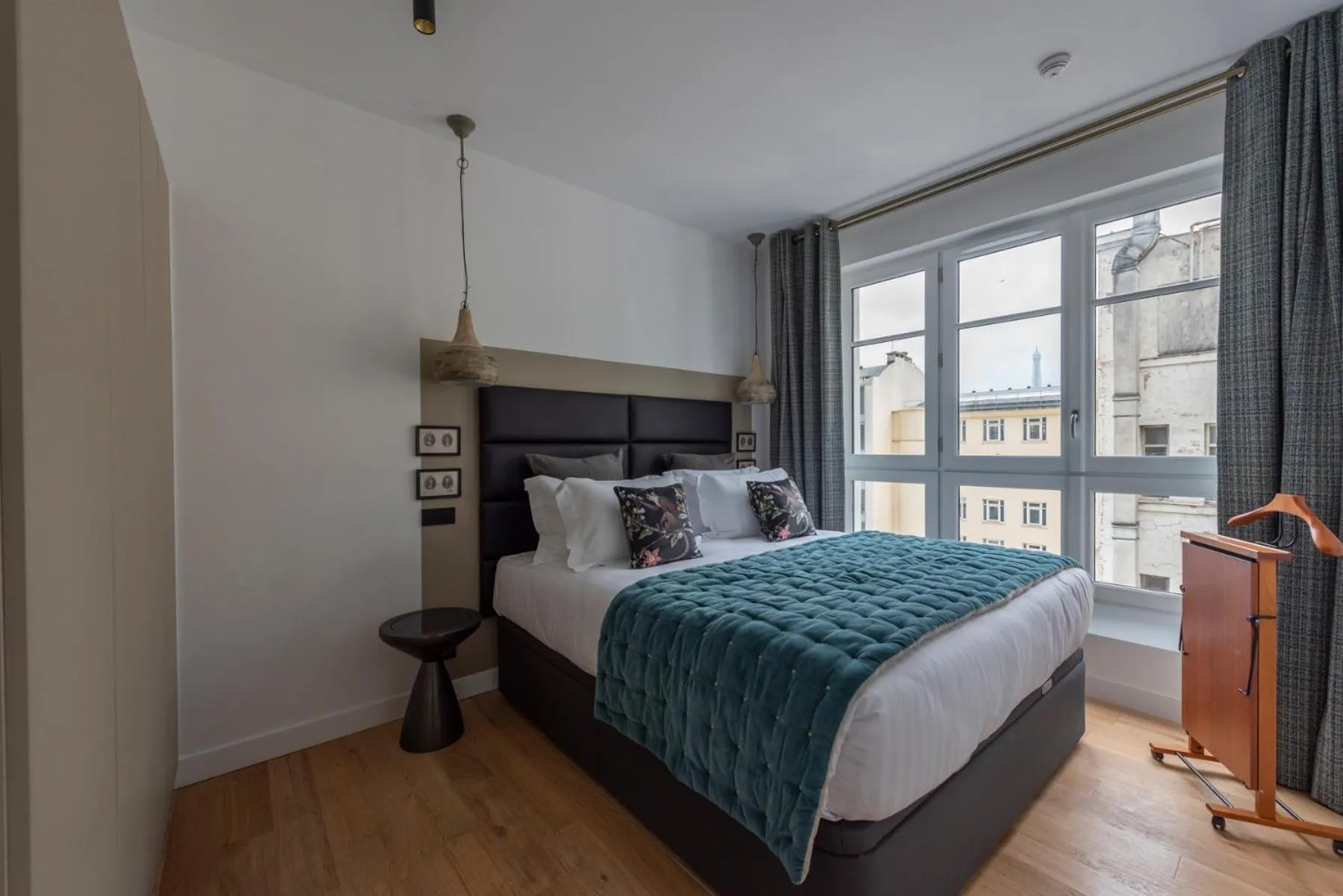 Other, Bed in O'Lord, 4 Etoiles, Residence de Luxe Champs-Elysees