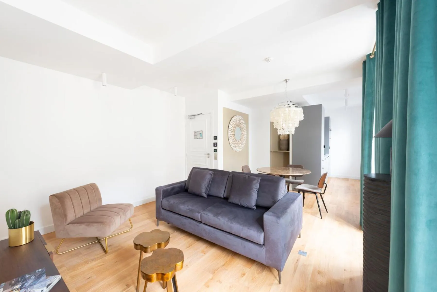 Other in O'Lord, 4 Etoiles, Residence de Luxe Champs-Elysees
