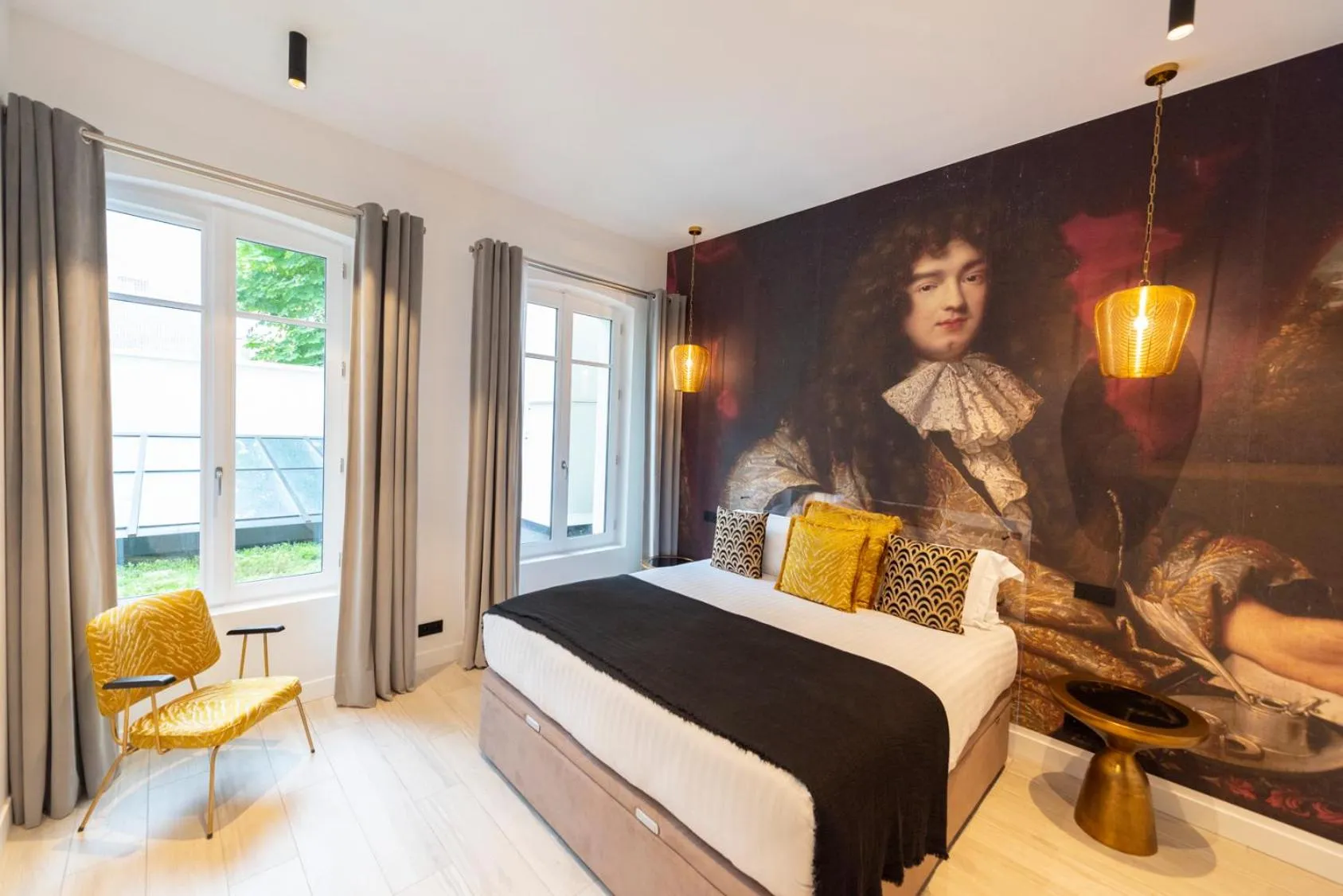 Other, Bed in O'Lord, 4 Etoiles, Residence de Luxe Champs-Elysees