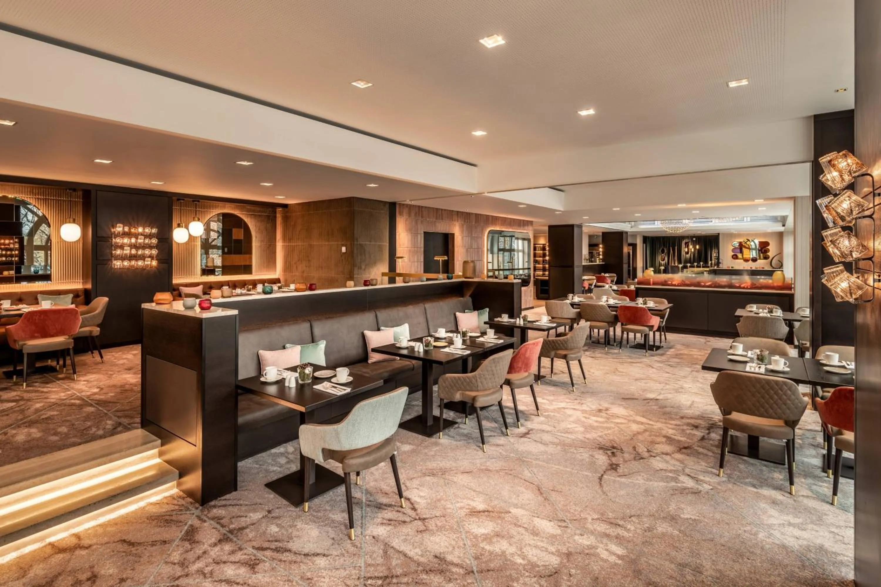 Restaurant/places to eat in Vienna Marriott Hotel