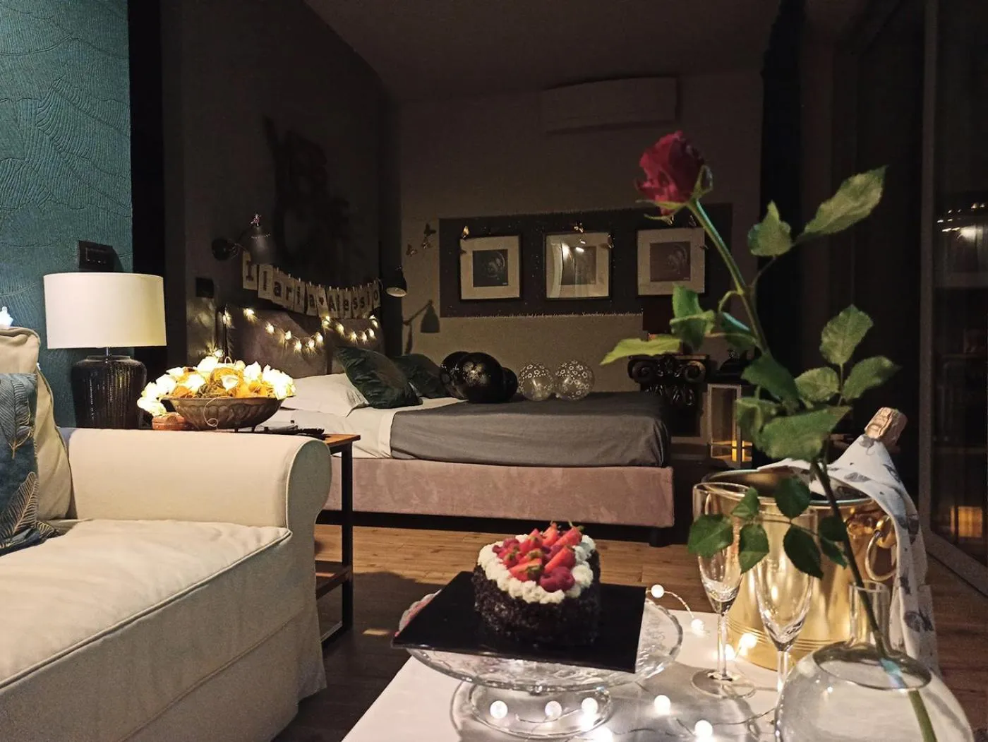 Decorative detail in The Lake House