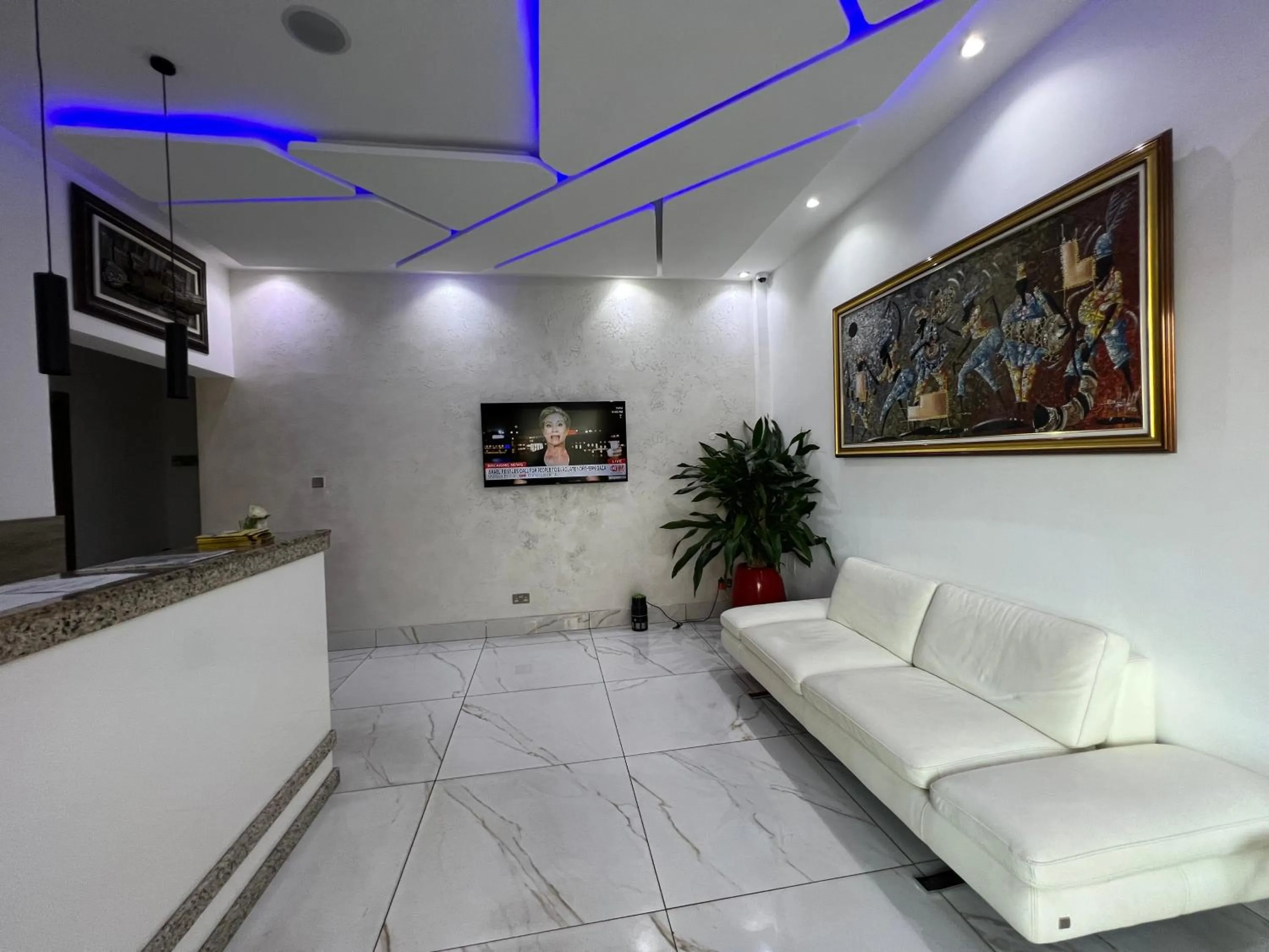 TV and multimedia in Riviera Hotel, Apartments & Resorts